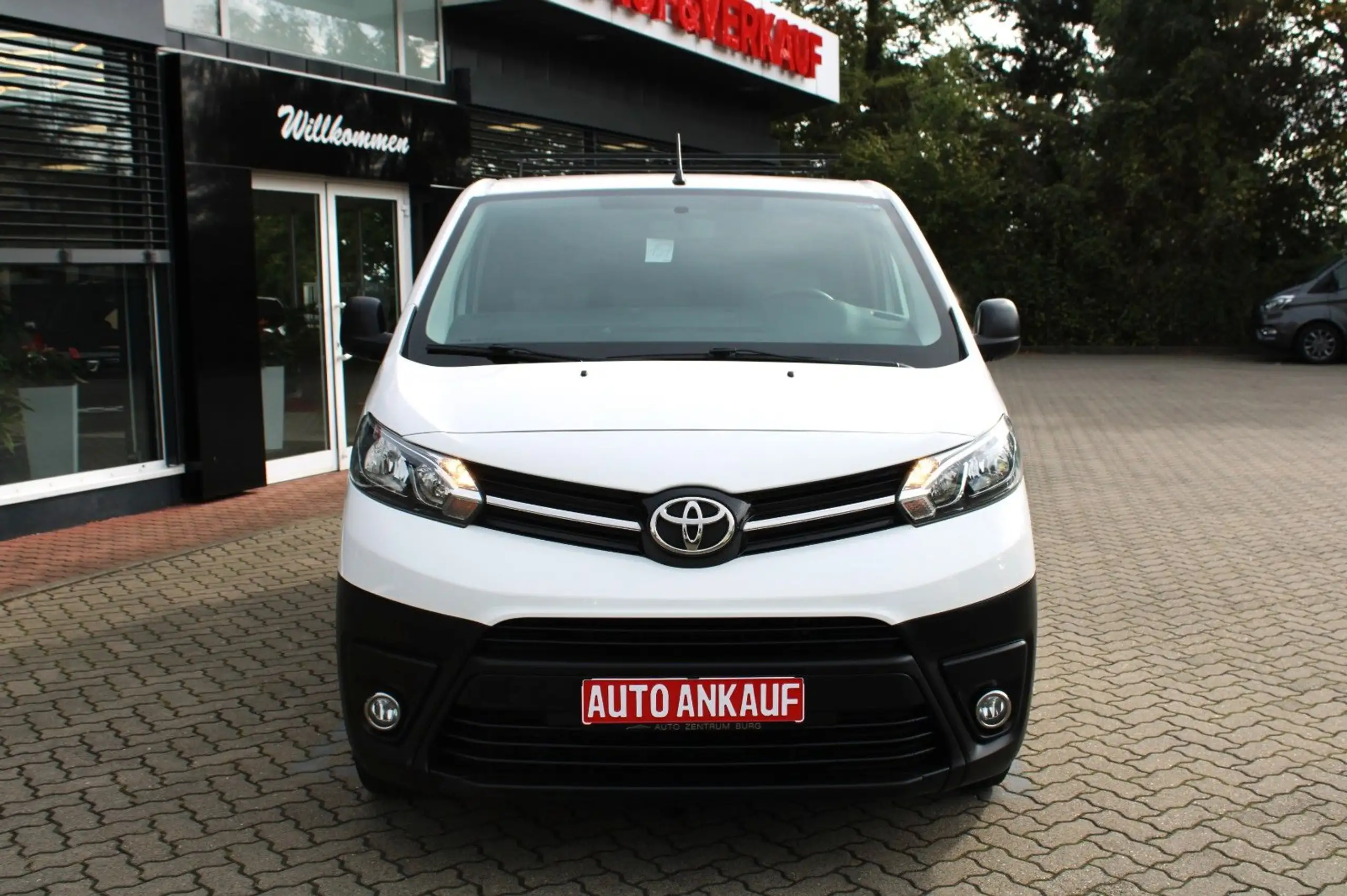 Toyota - Proace