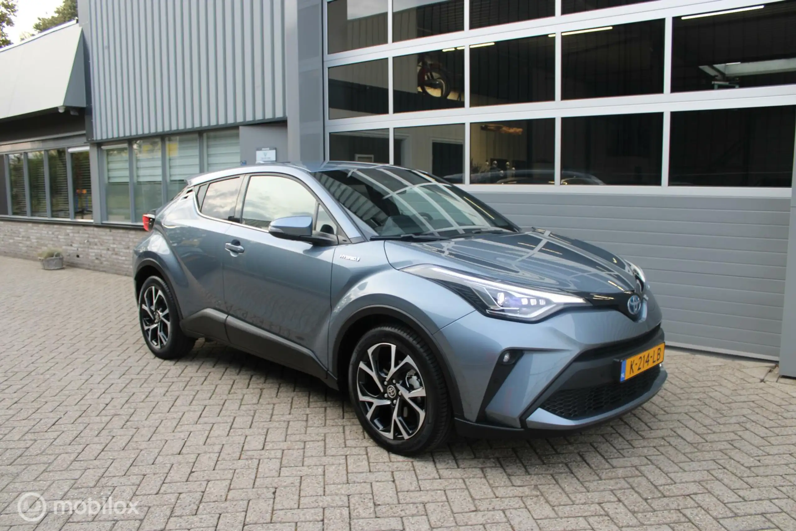 Toyota - C-HR