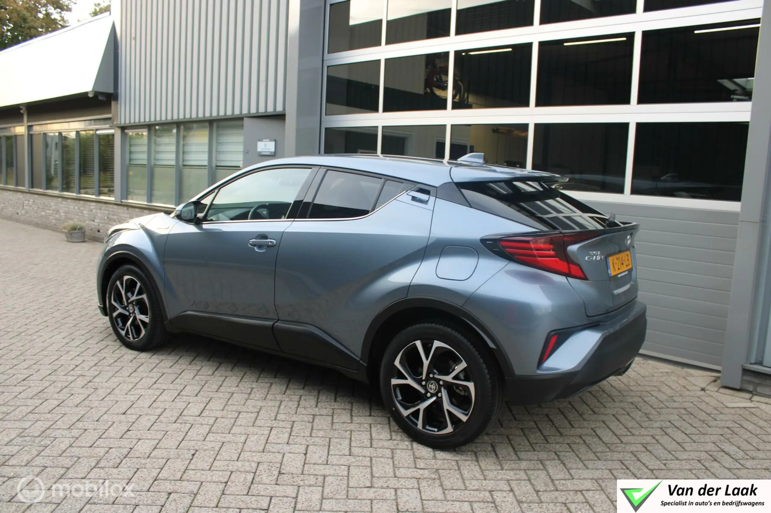 Toyota - C-HR