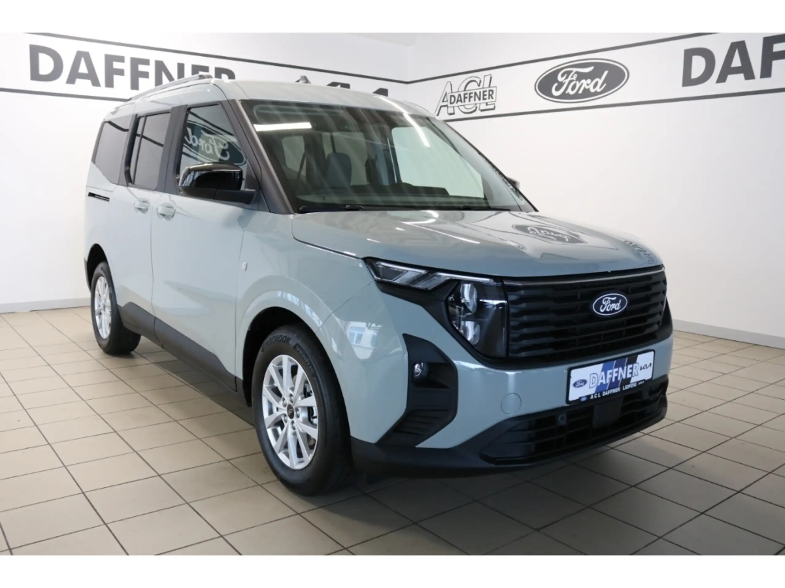 Ford Tourneo Courier 2024