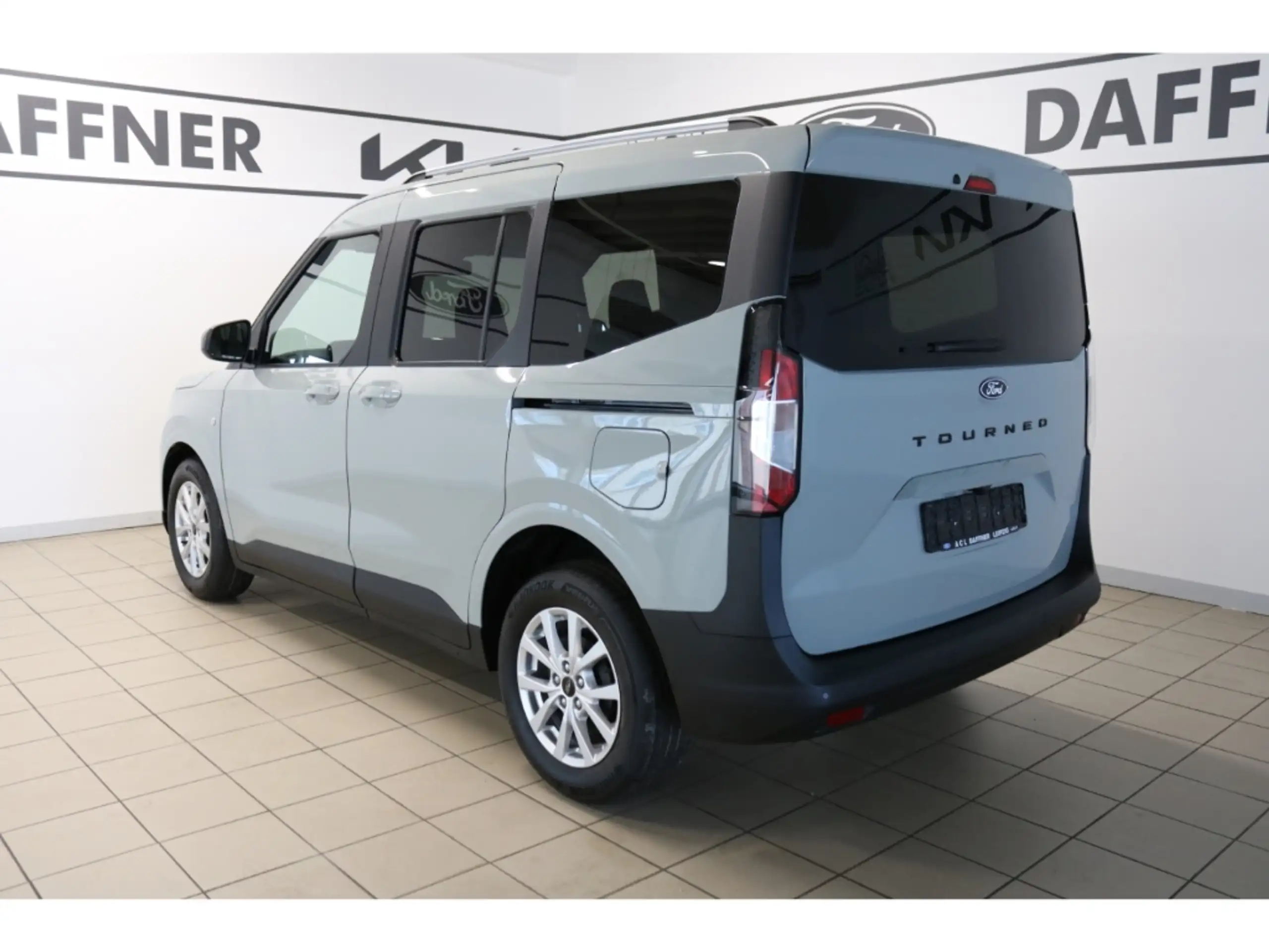 Ford - Tourneo Courier