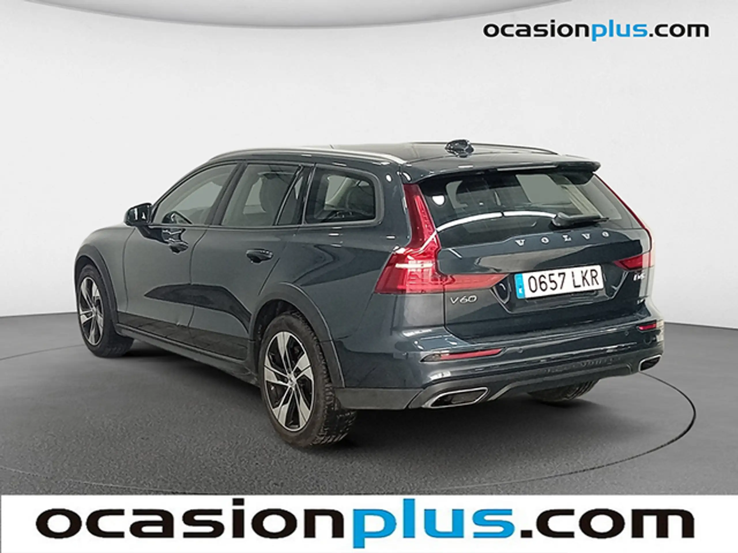 Volvo - V60 Cross Country