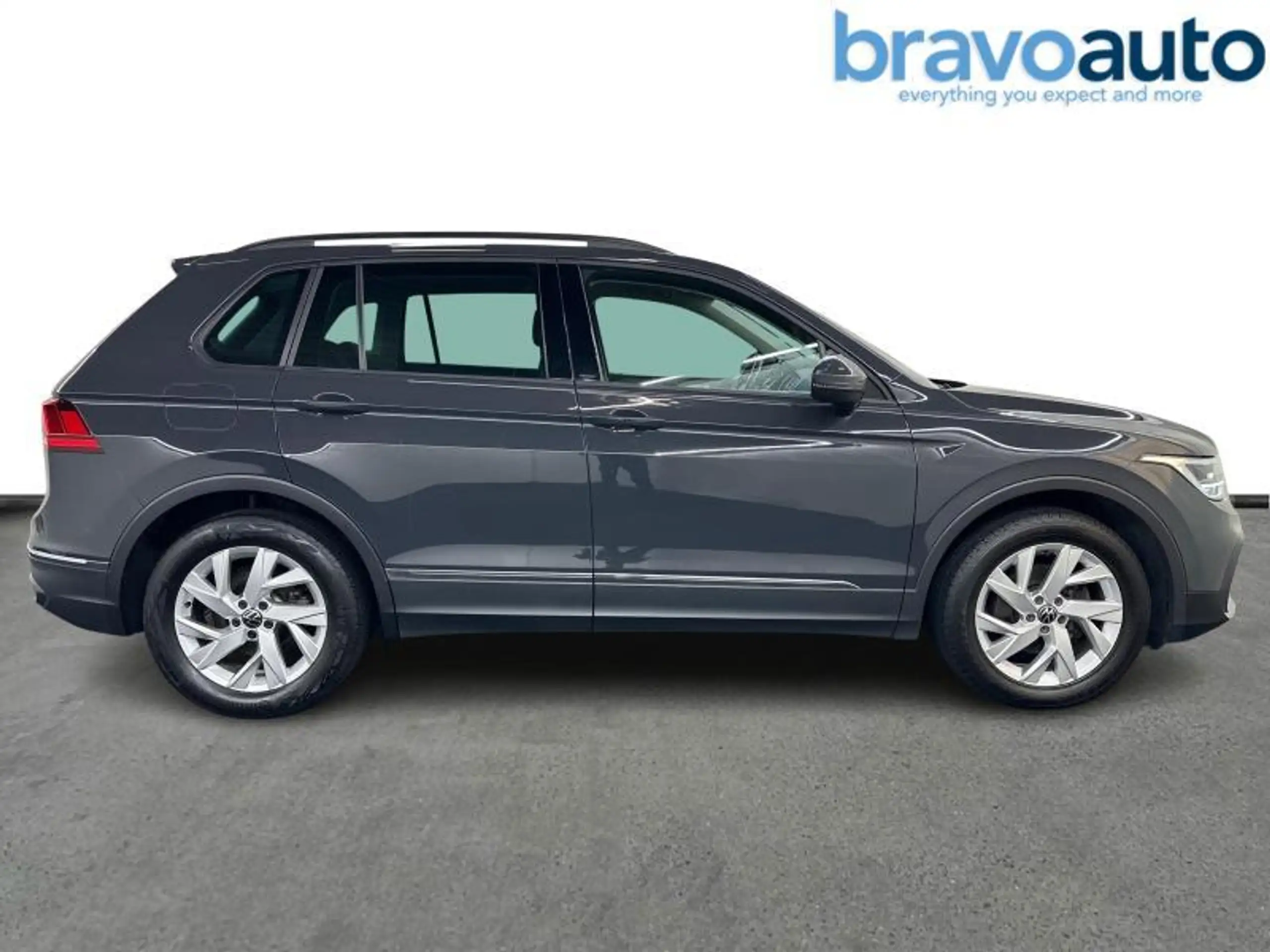 Volkswagen - Tiguan