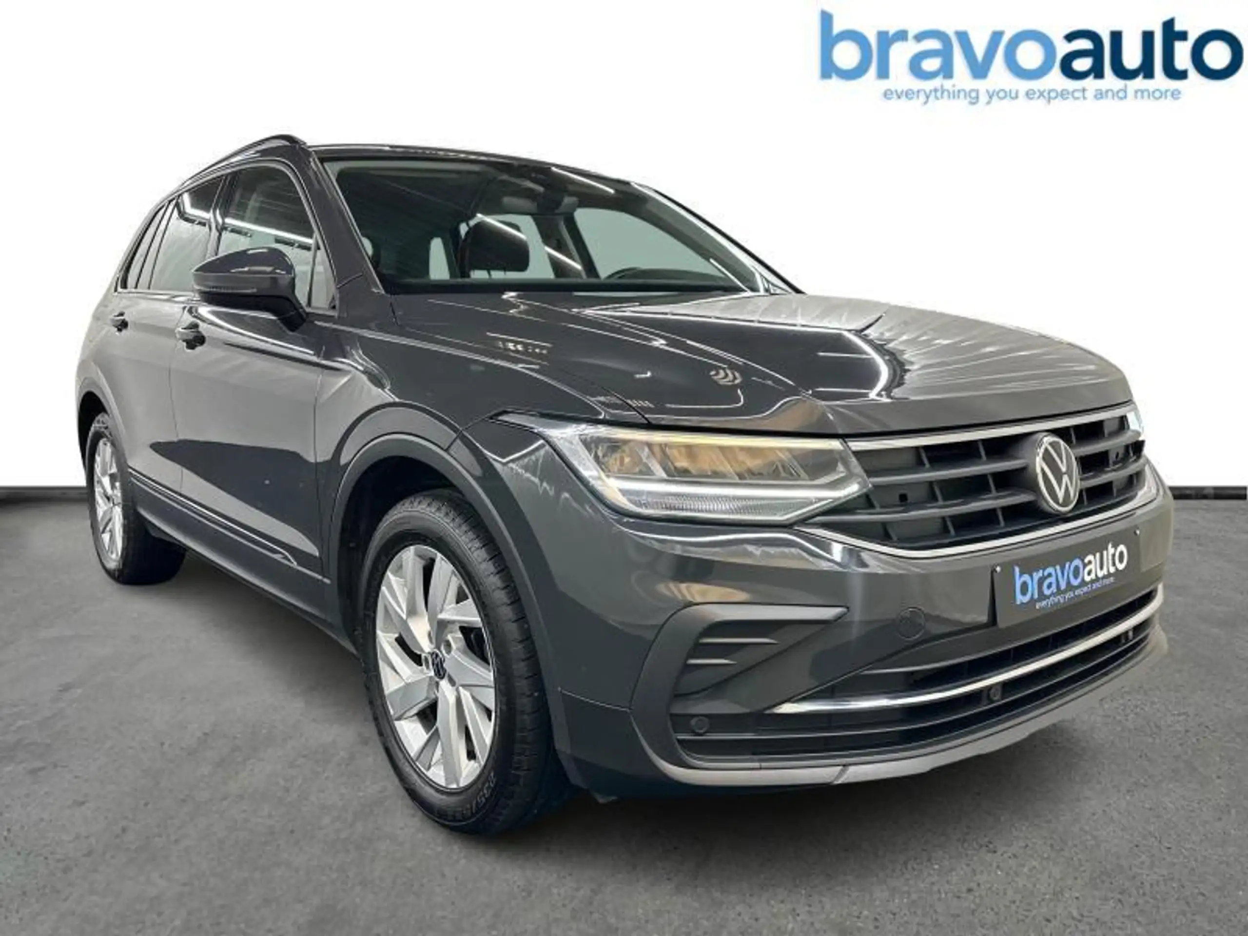 Volkswagen - Tiguan