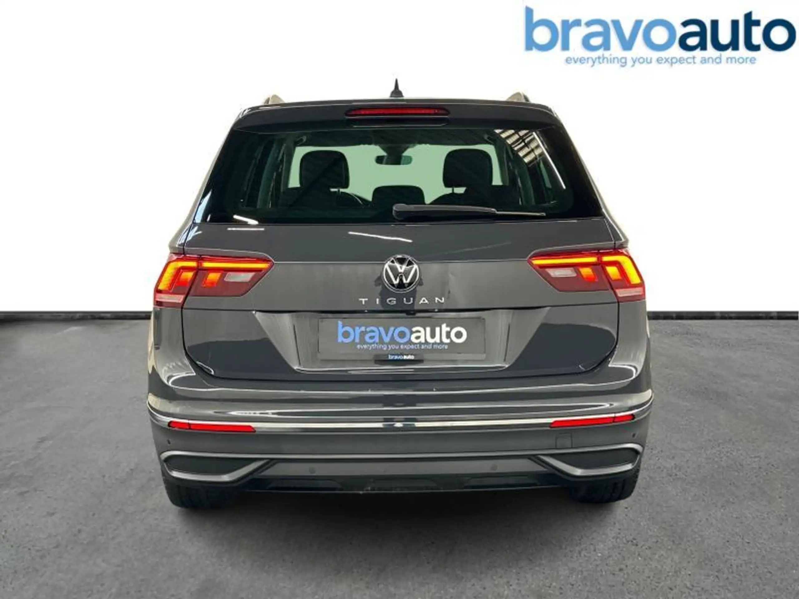 Volkswagen - Tiguan