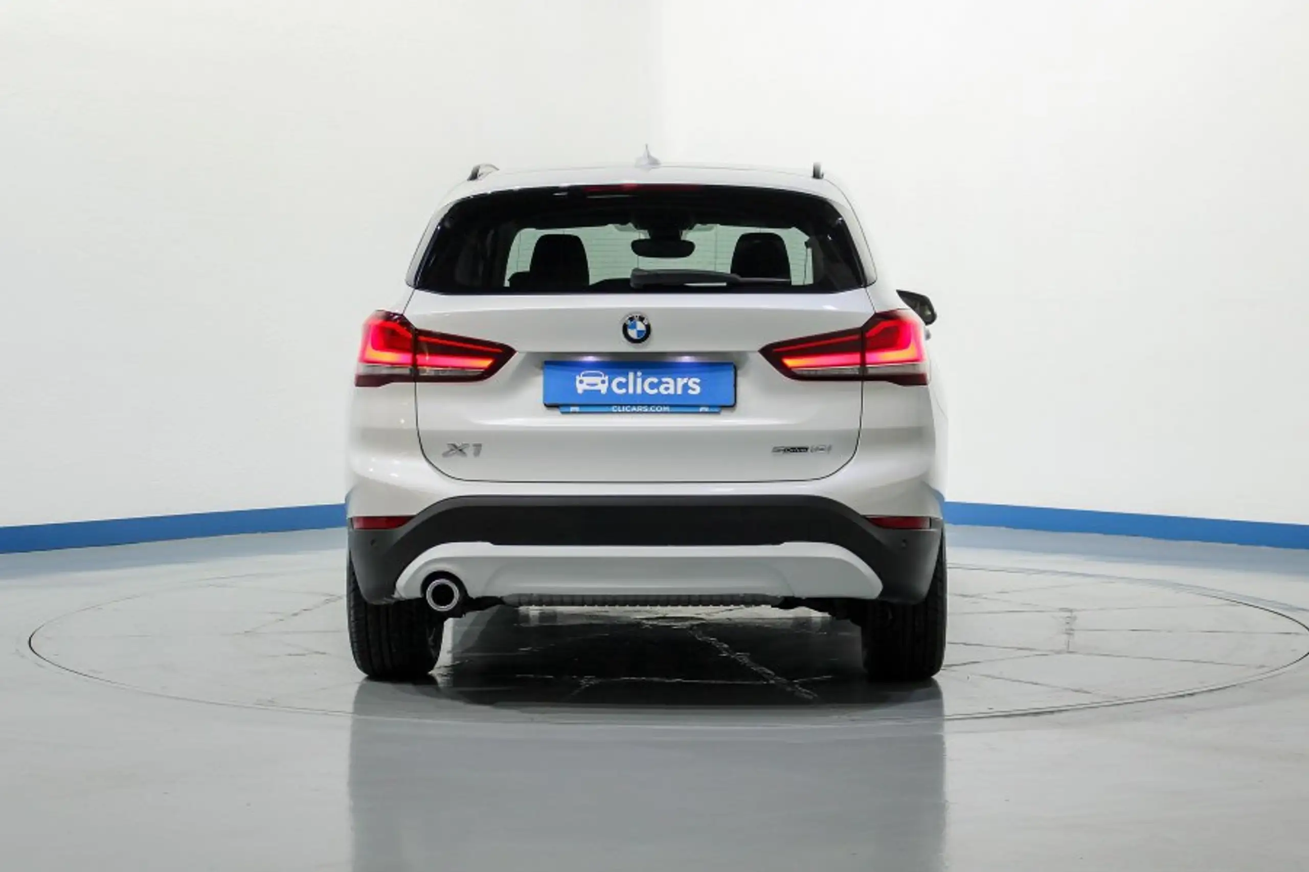 BMW - X1