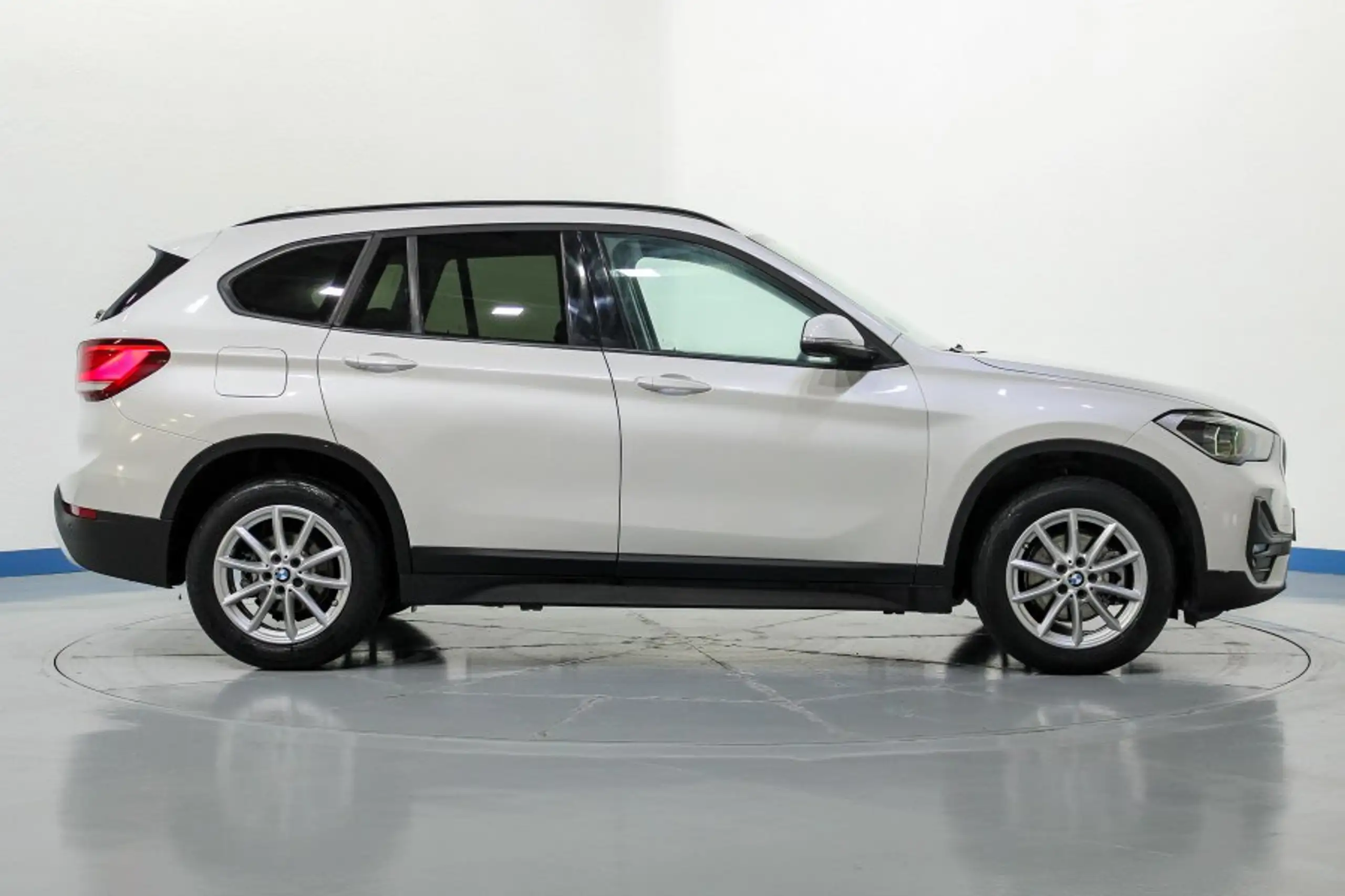 BMW - X1