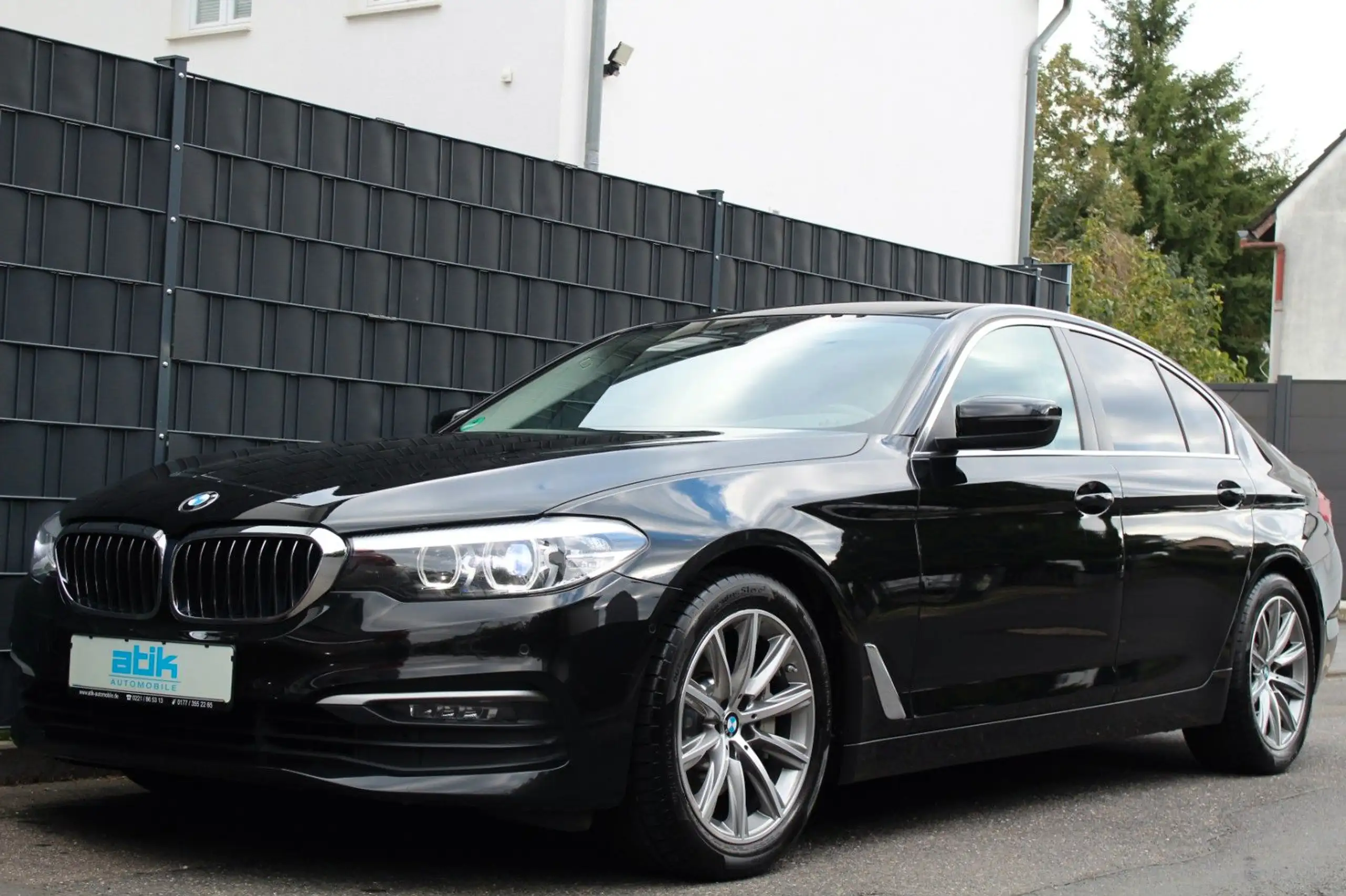 BMW - 525