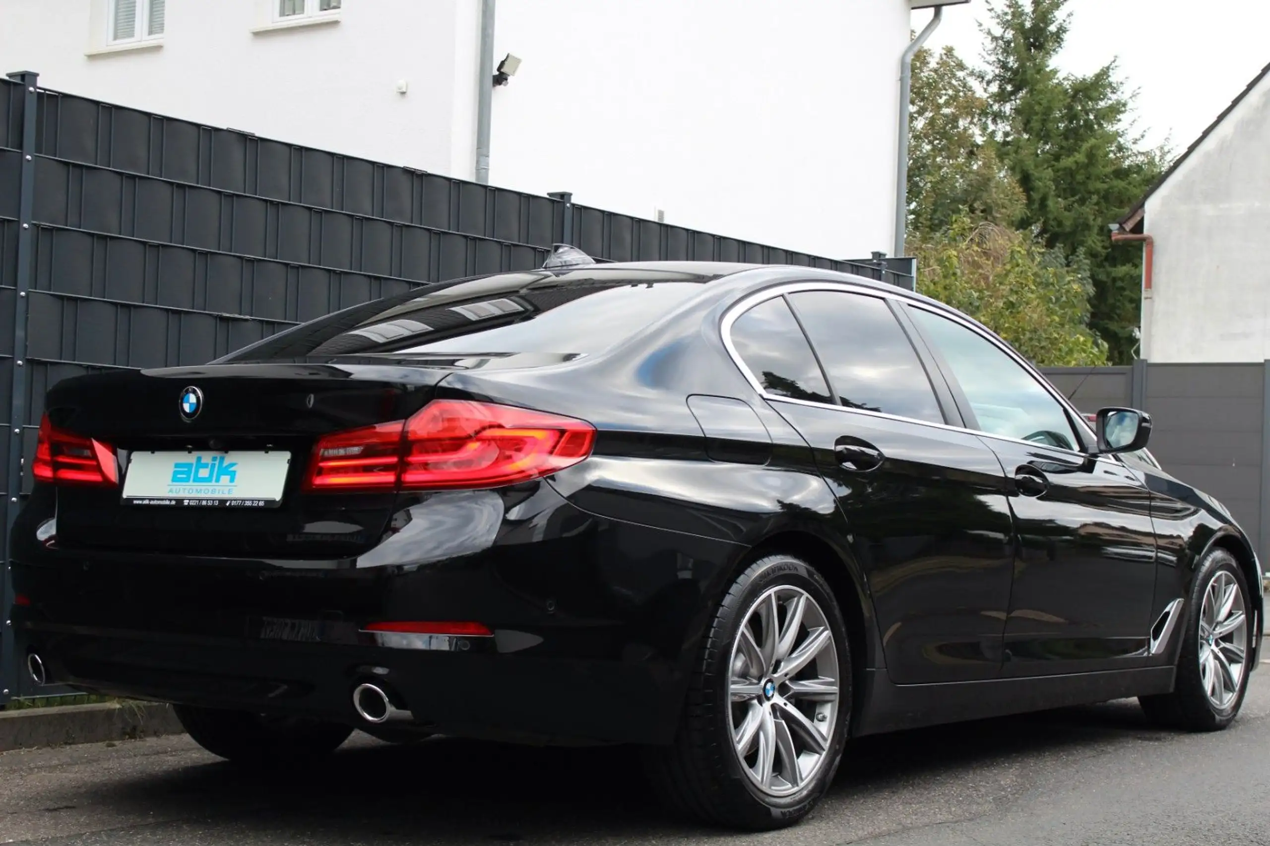 BMW - 525