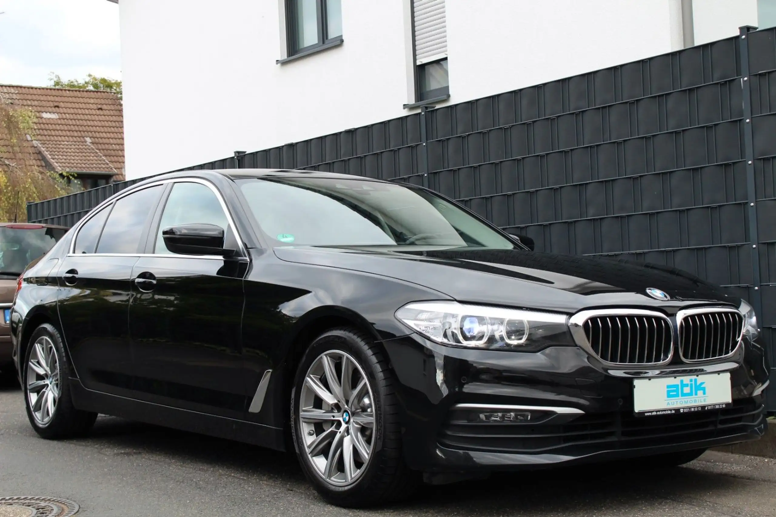 BMW - 525