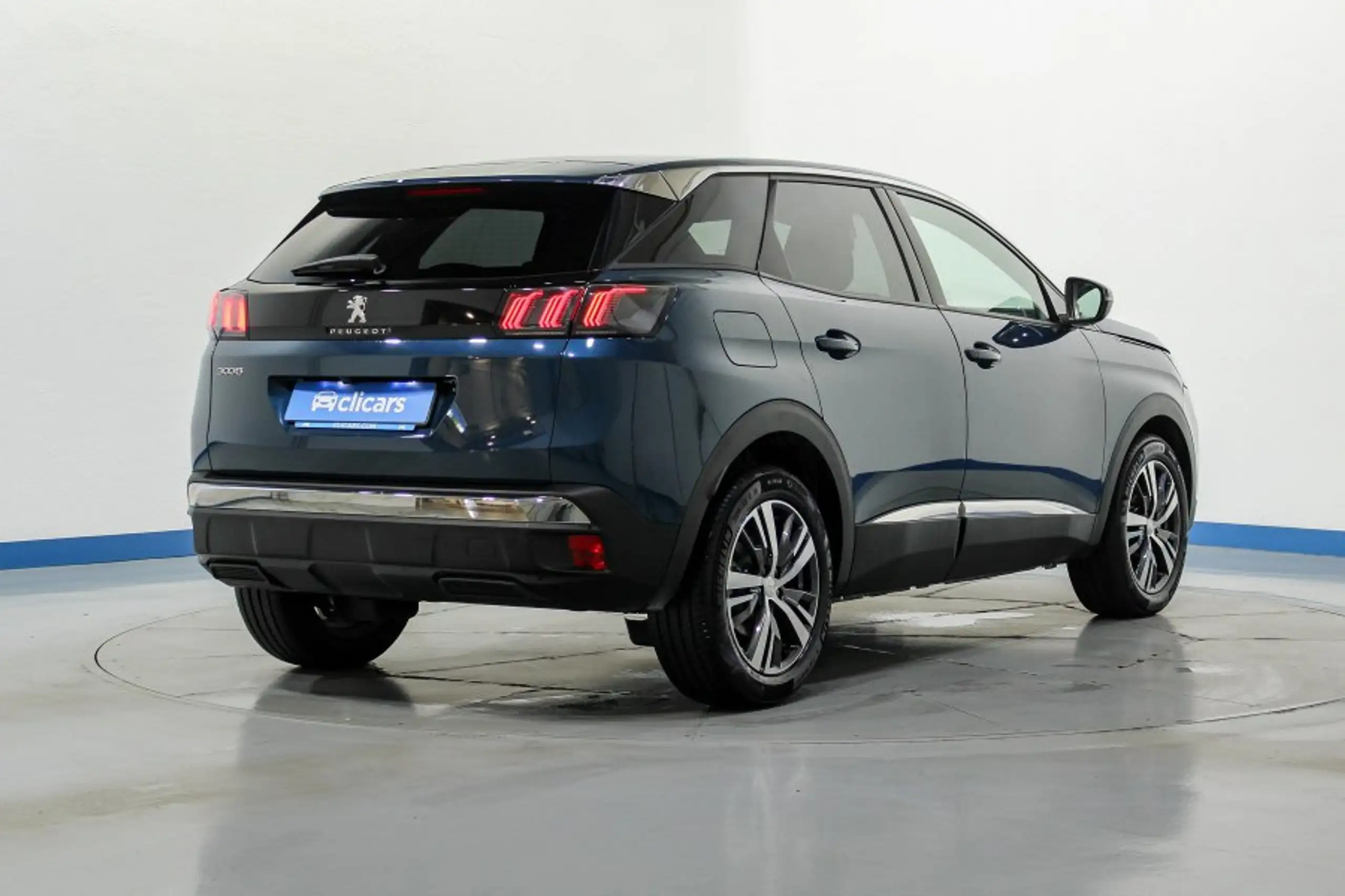 Peugeot - 3008