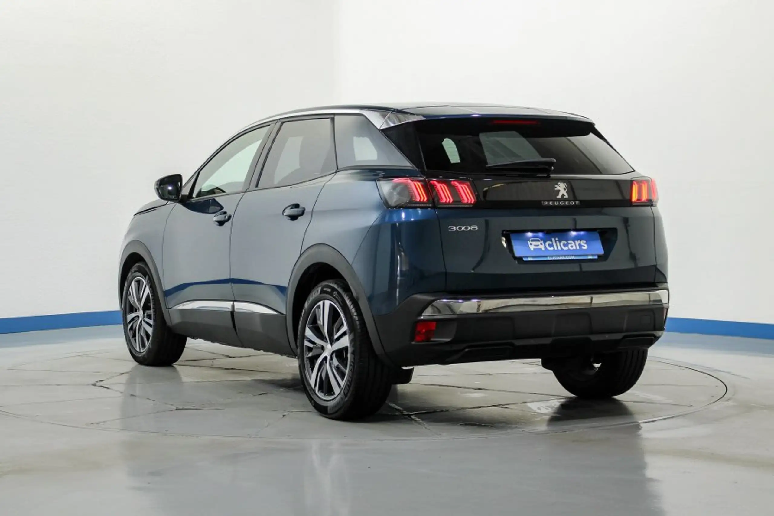 Peugeot - 3008