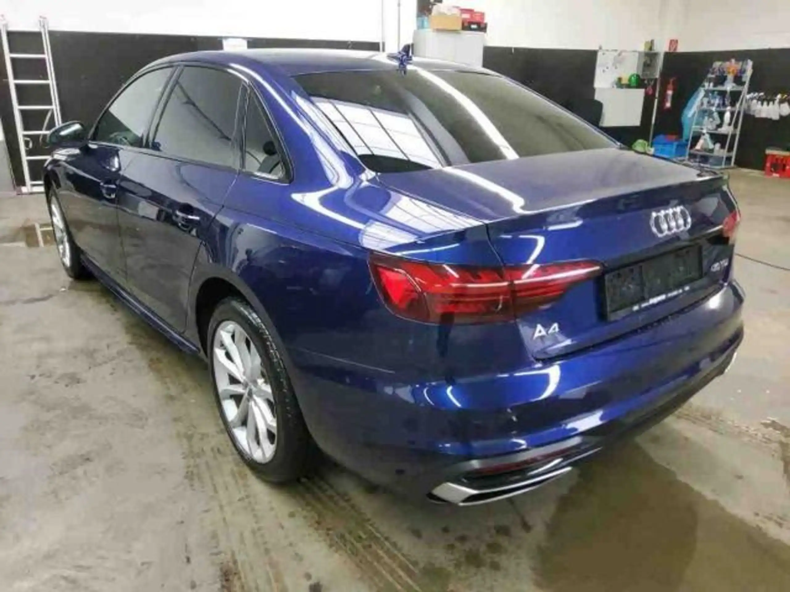 Audi - A4