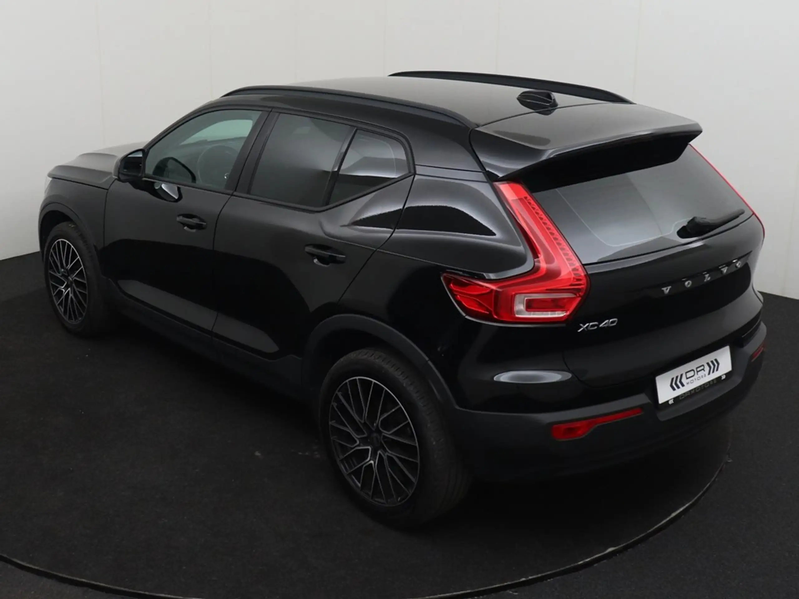 Volvo - XC40