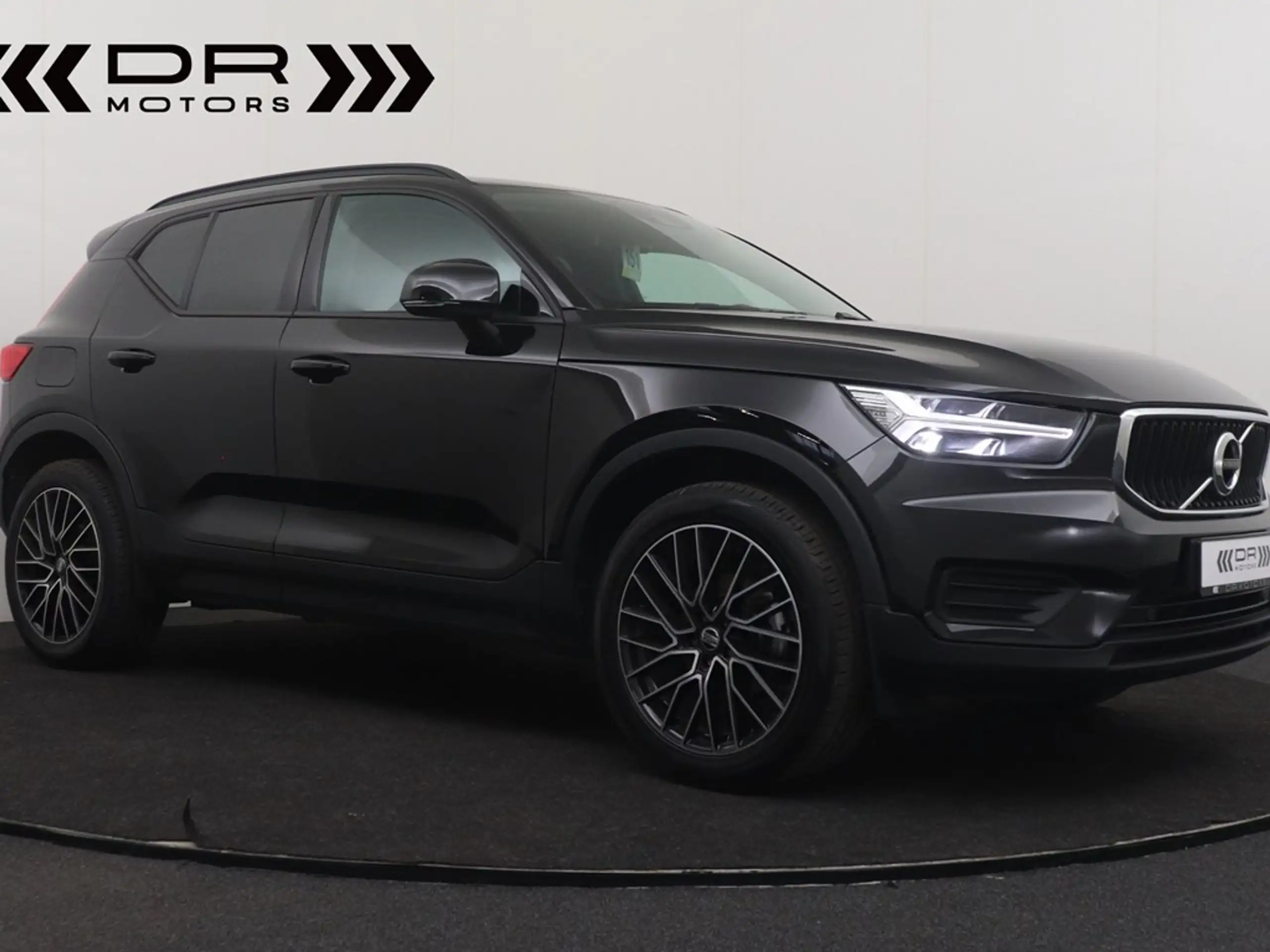 Volvo - XC40