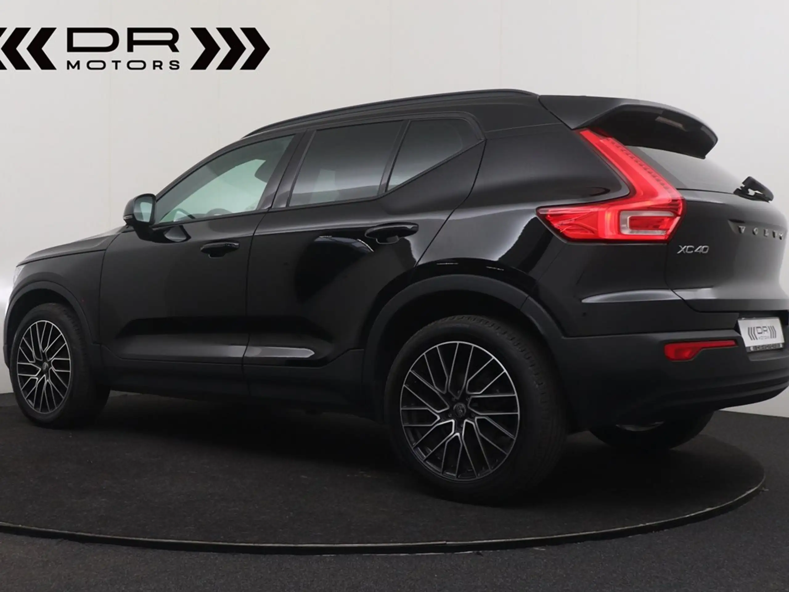 Volvo - XC40