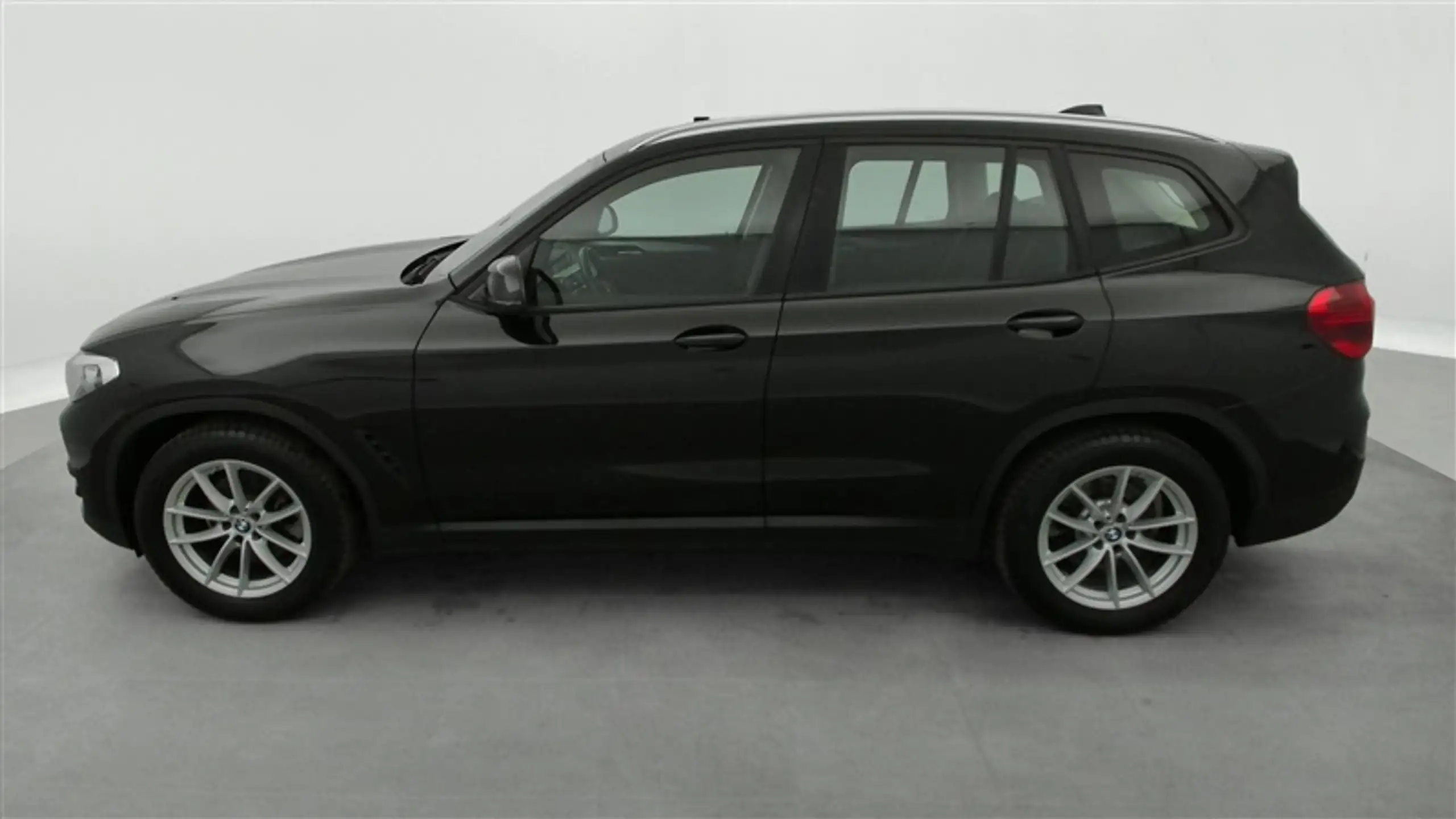 BMW - X3