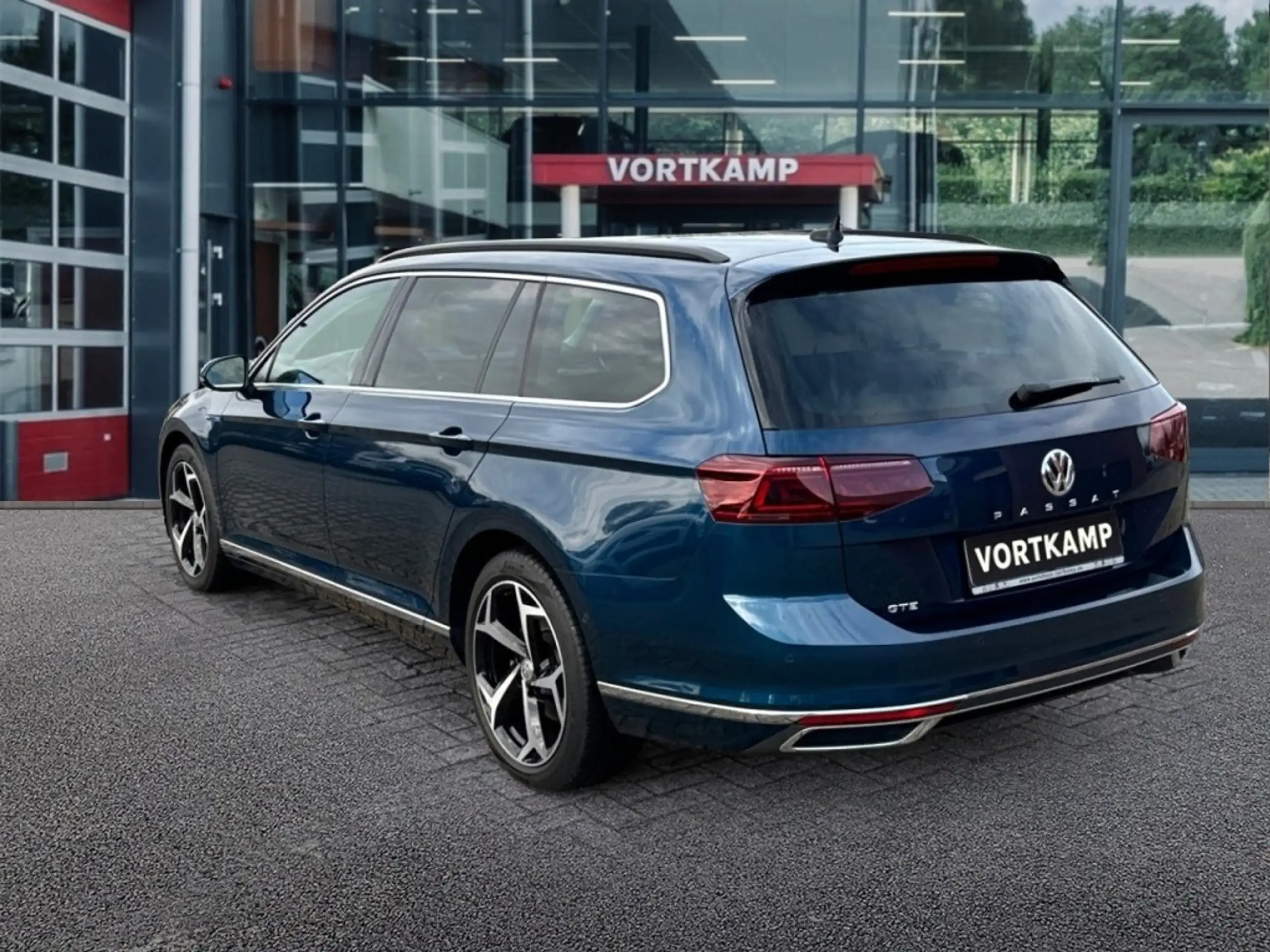 Volkswagen - Passat Variant