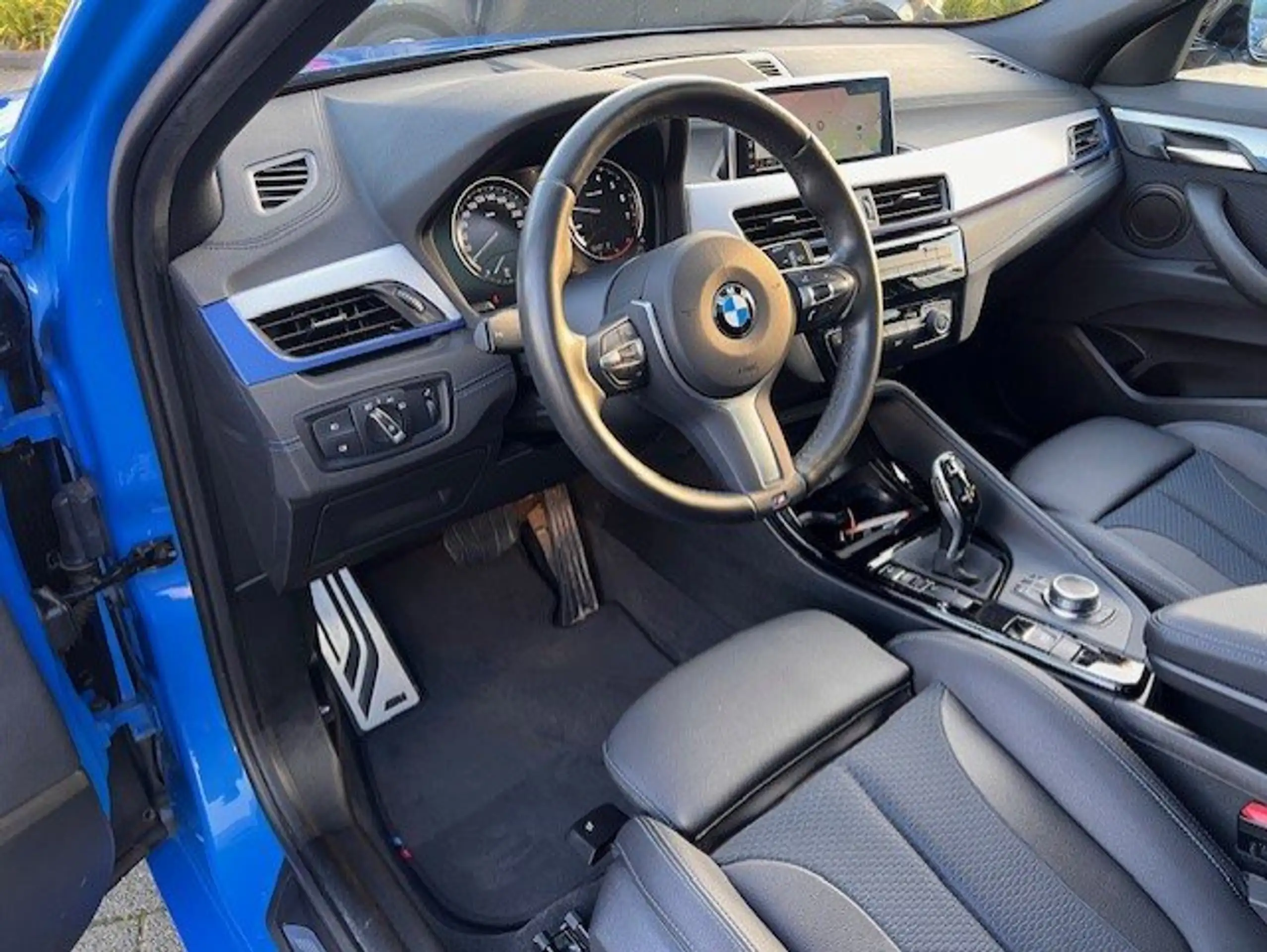 BMW - X2