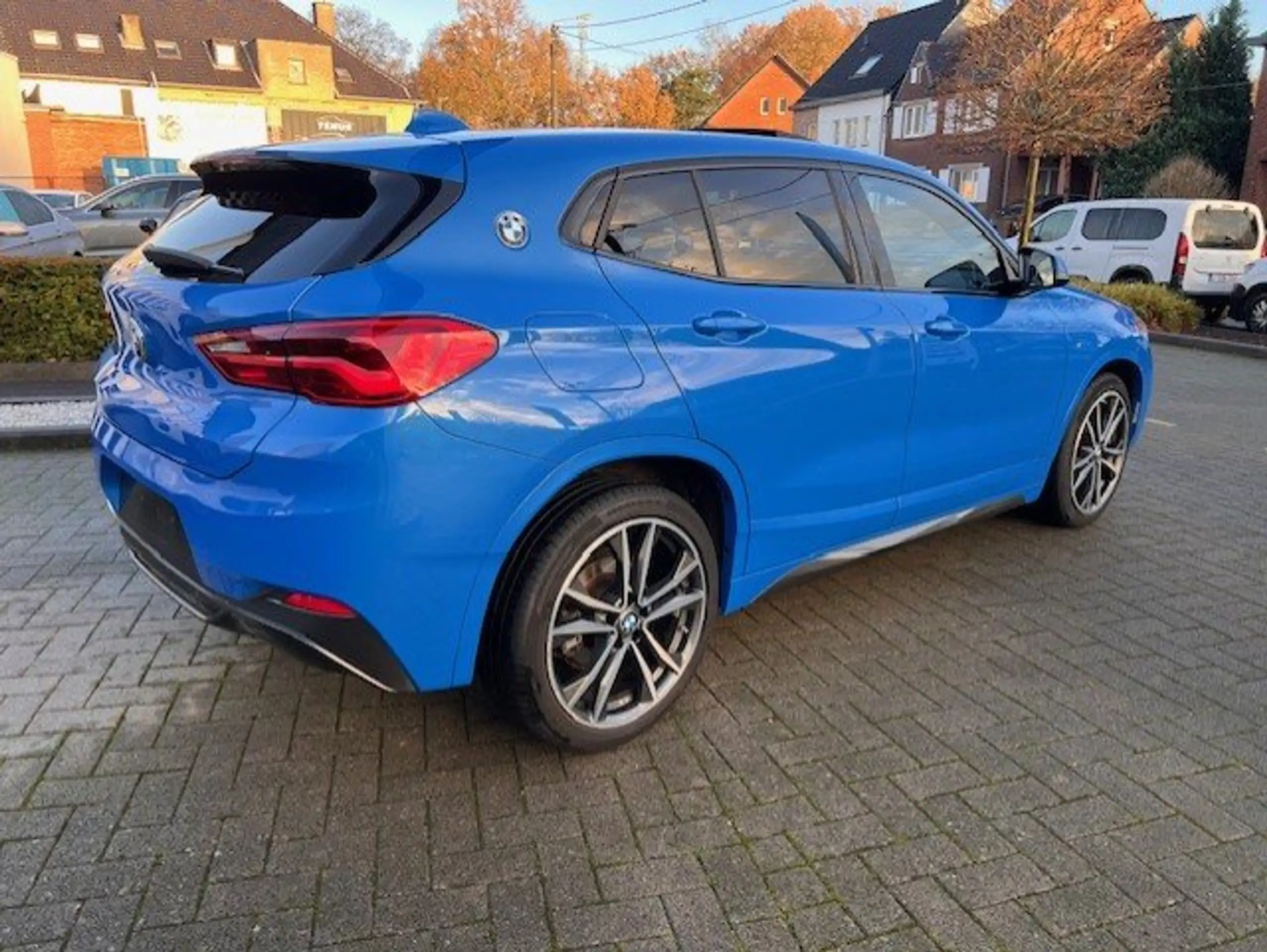 BMW - X2