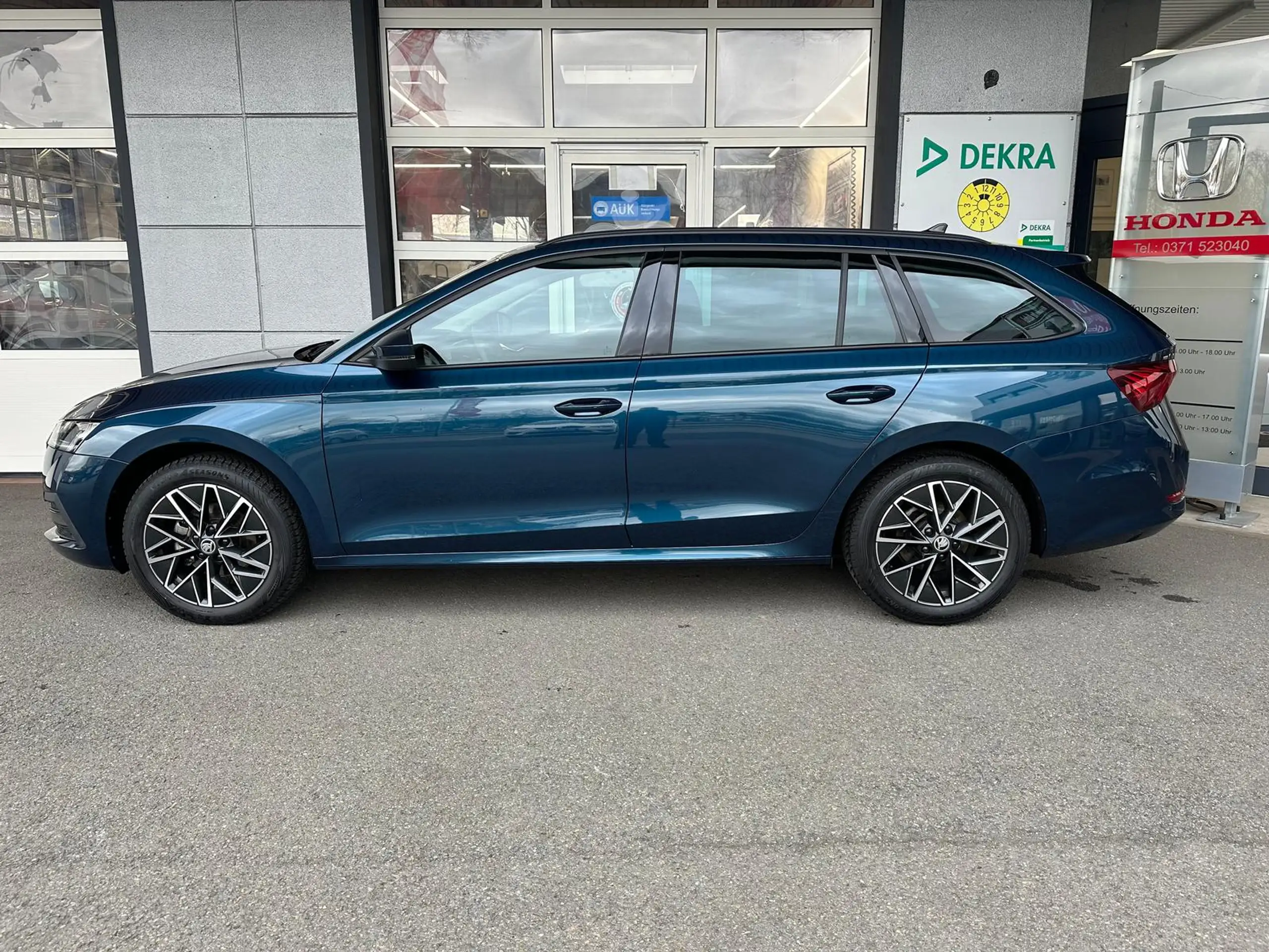 Skoda - Octavia