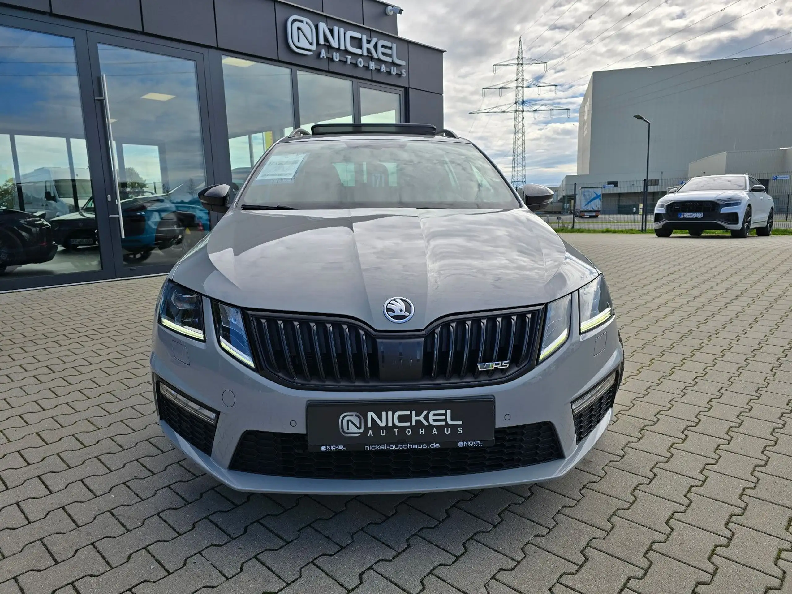 Skoda - Octavia