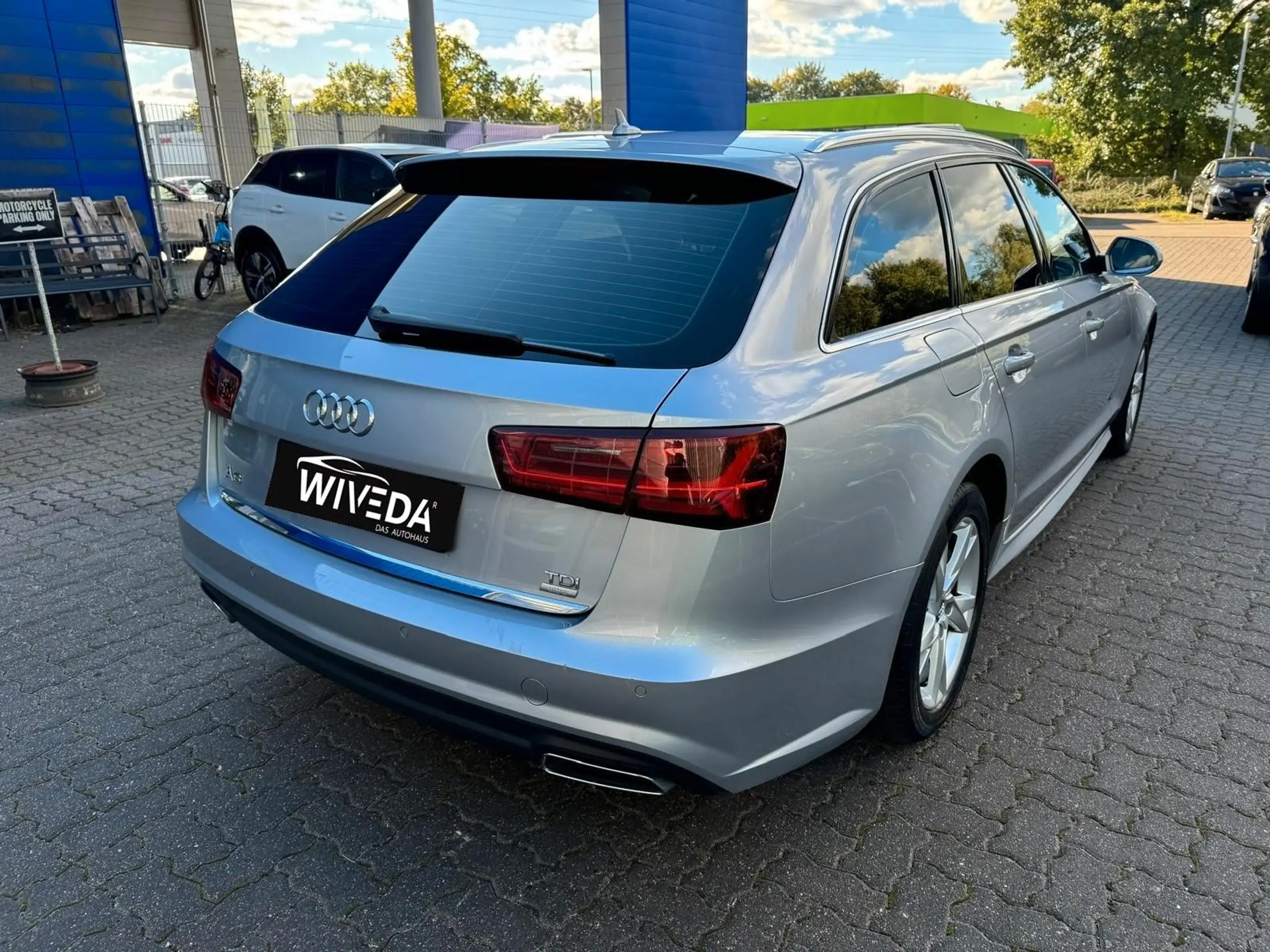 Audi - A6