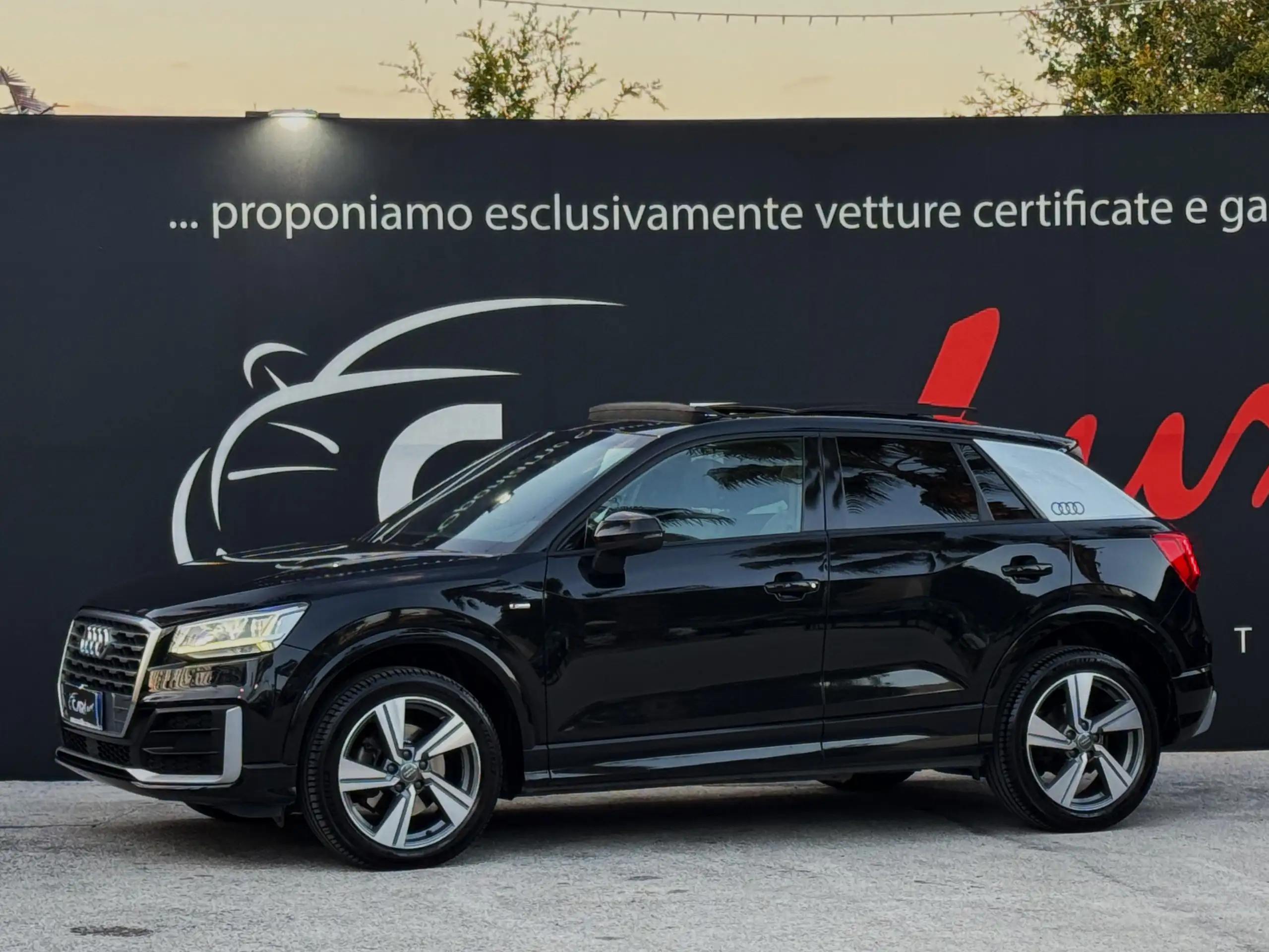 Audi - Q2