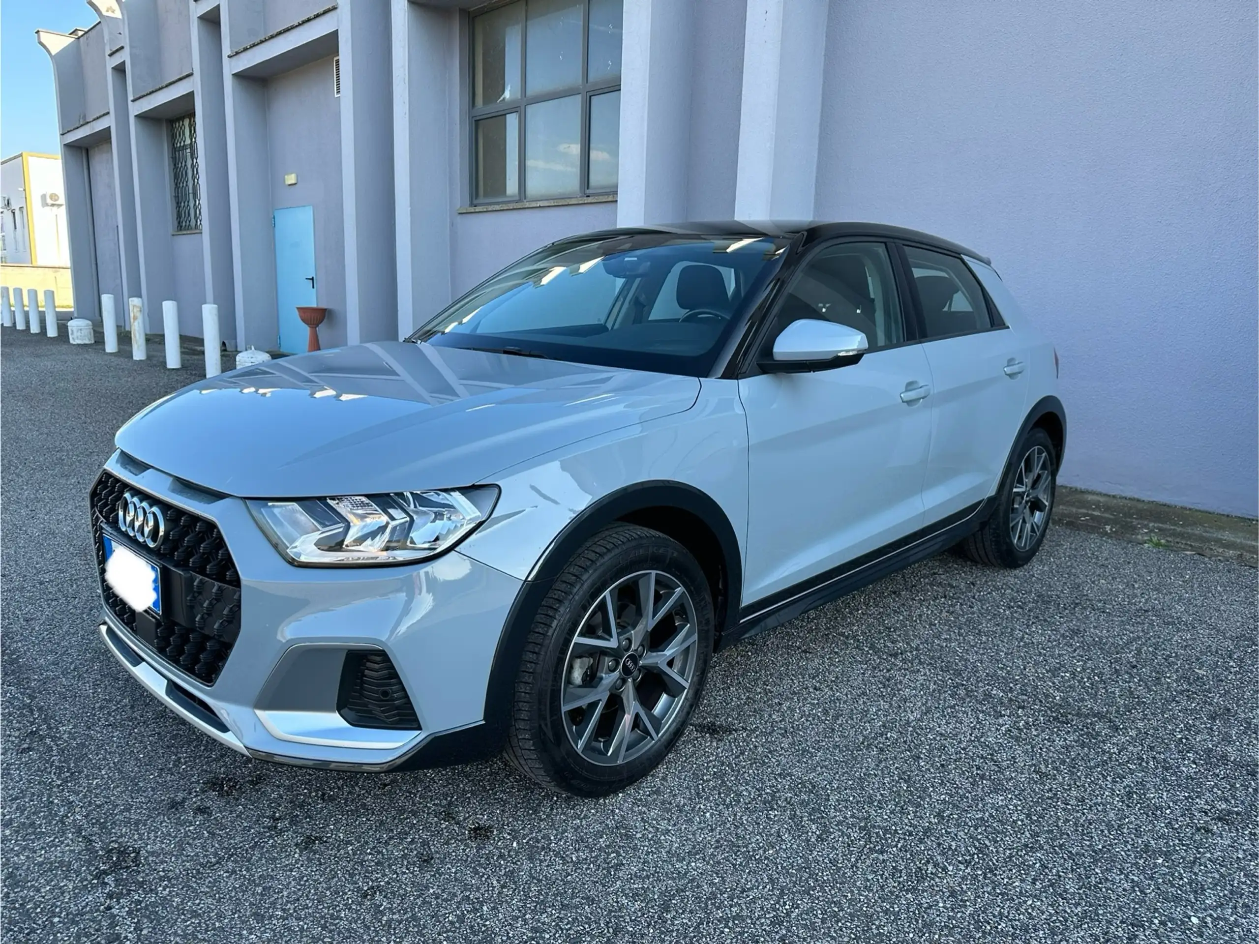 Audi - A1