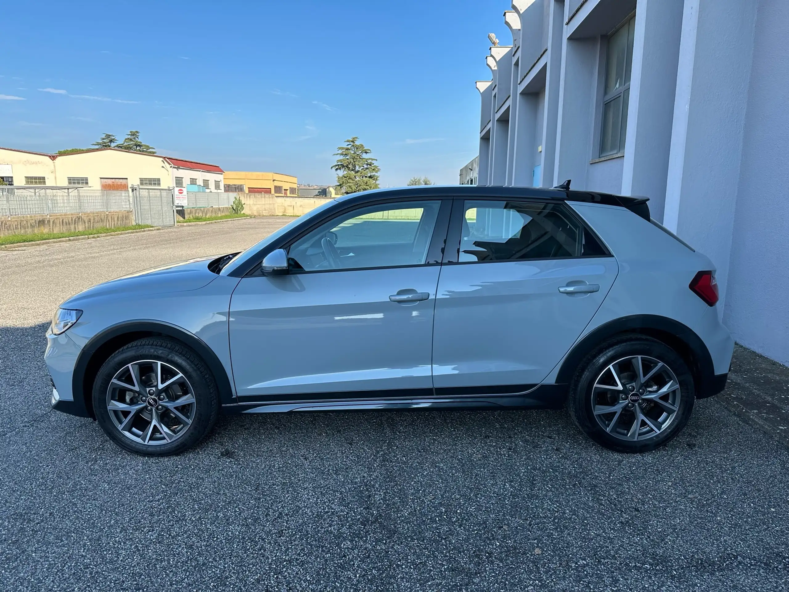 Audi - A1