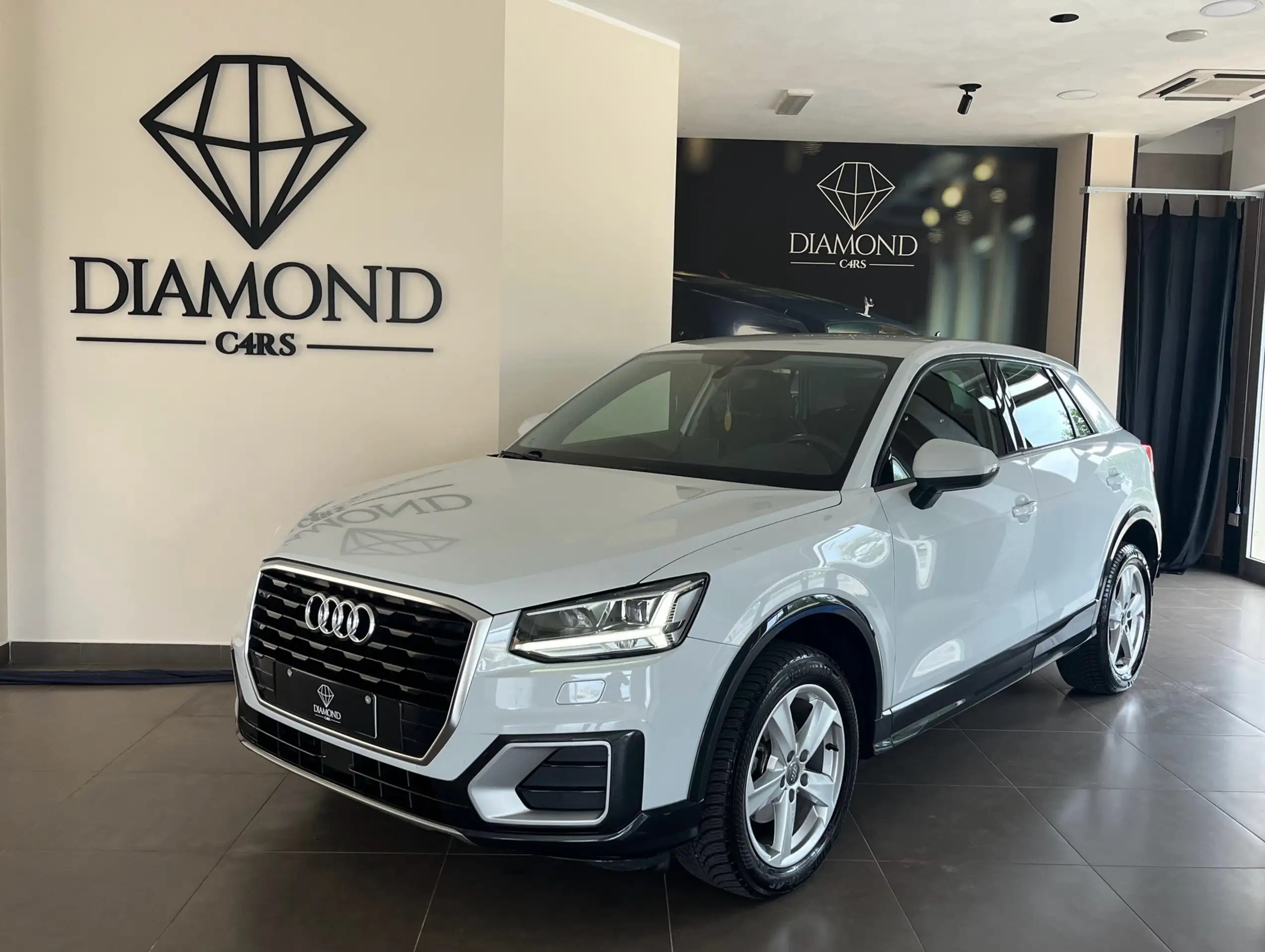 Audi - Q2