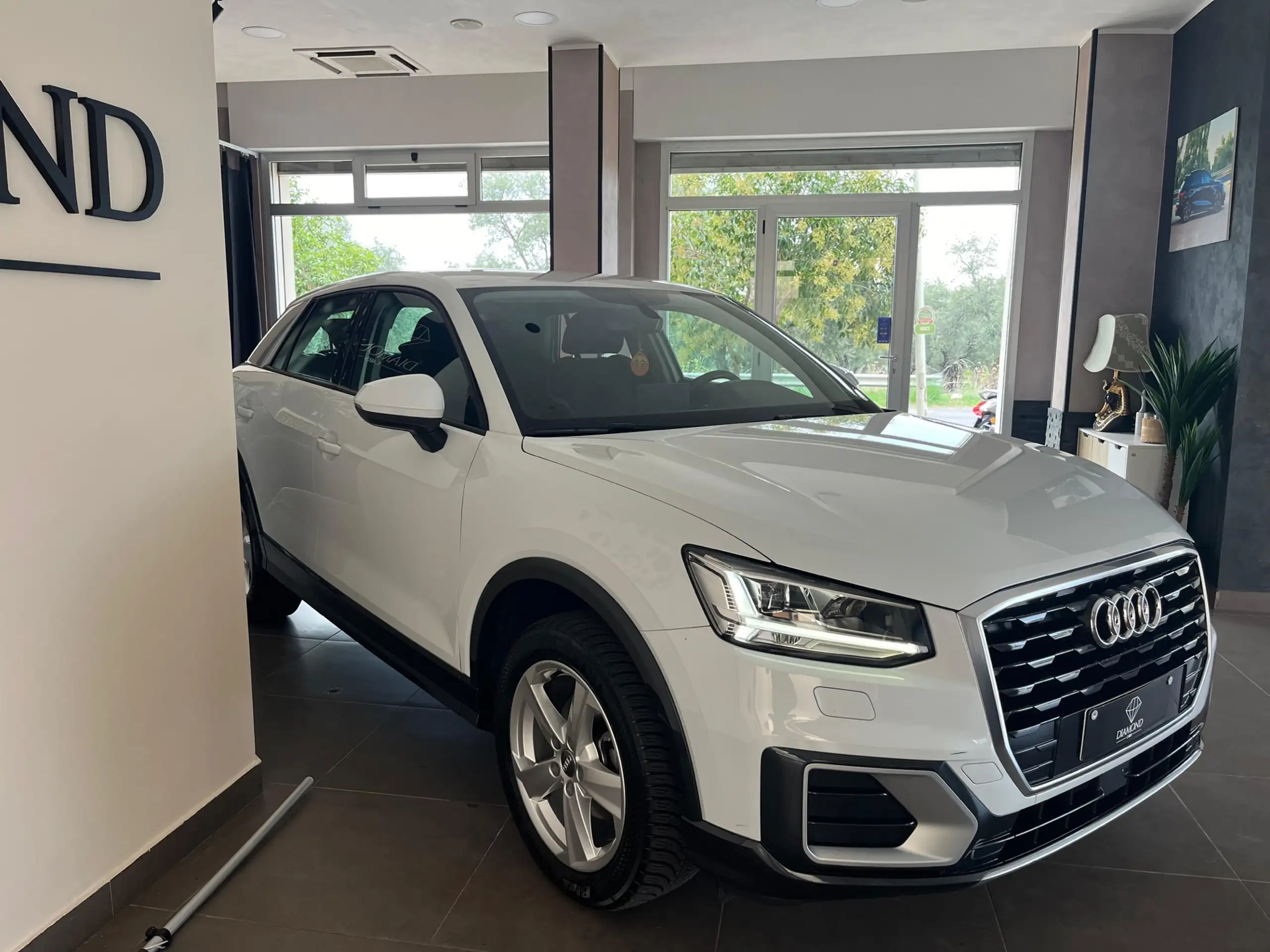 Audi - Q2