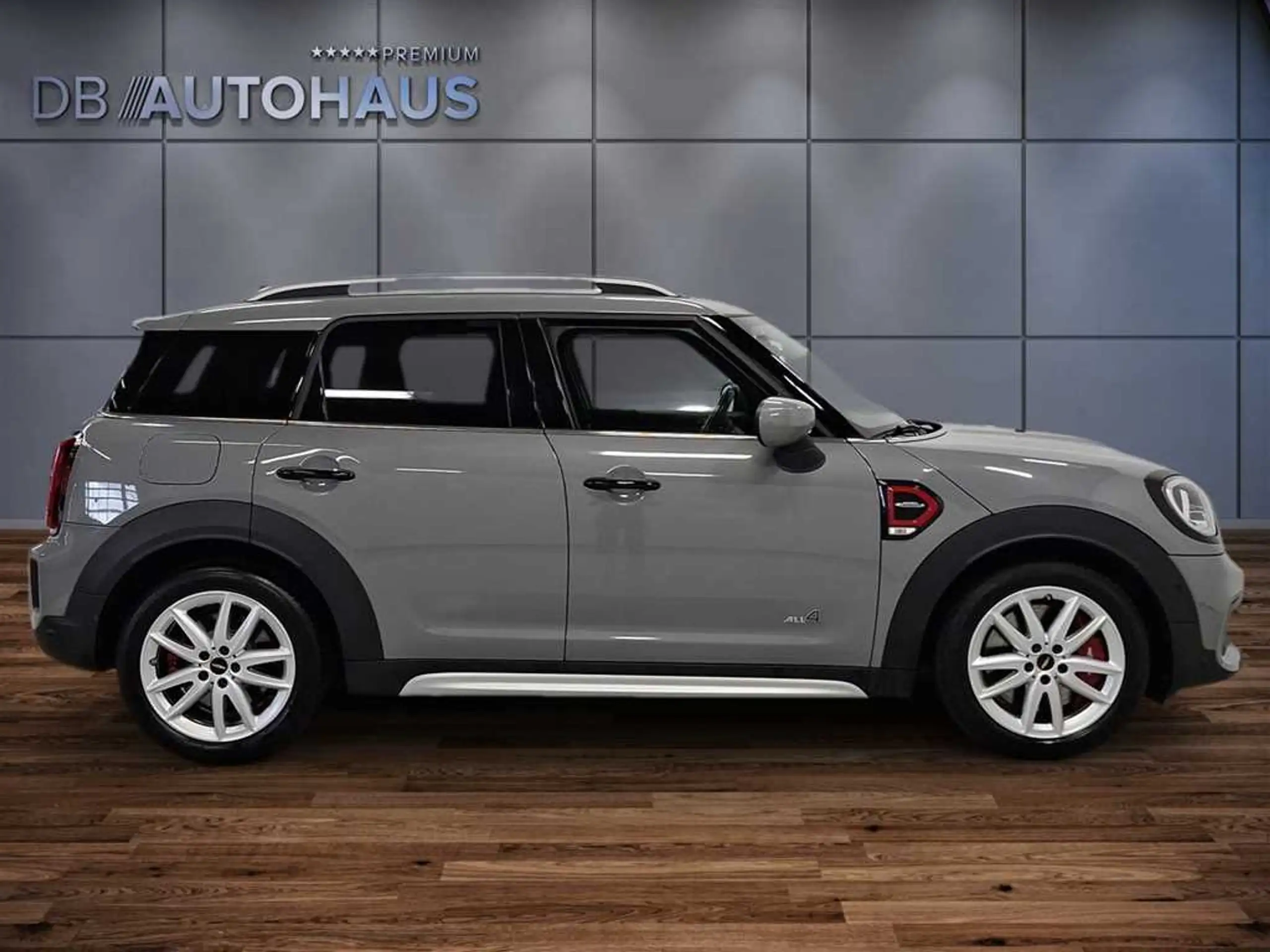 MINI - Cooper Countryman