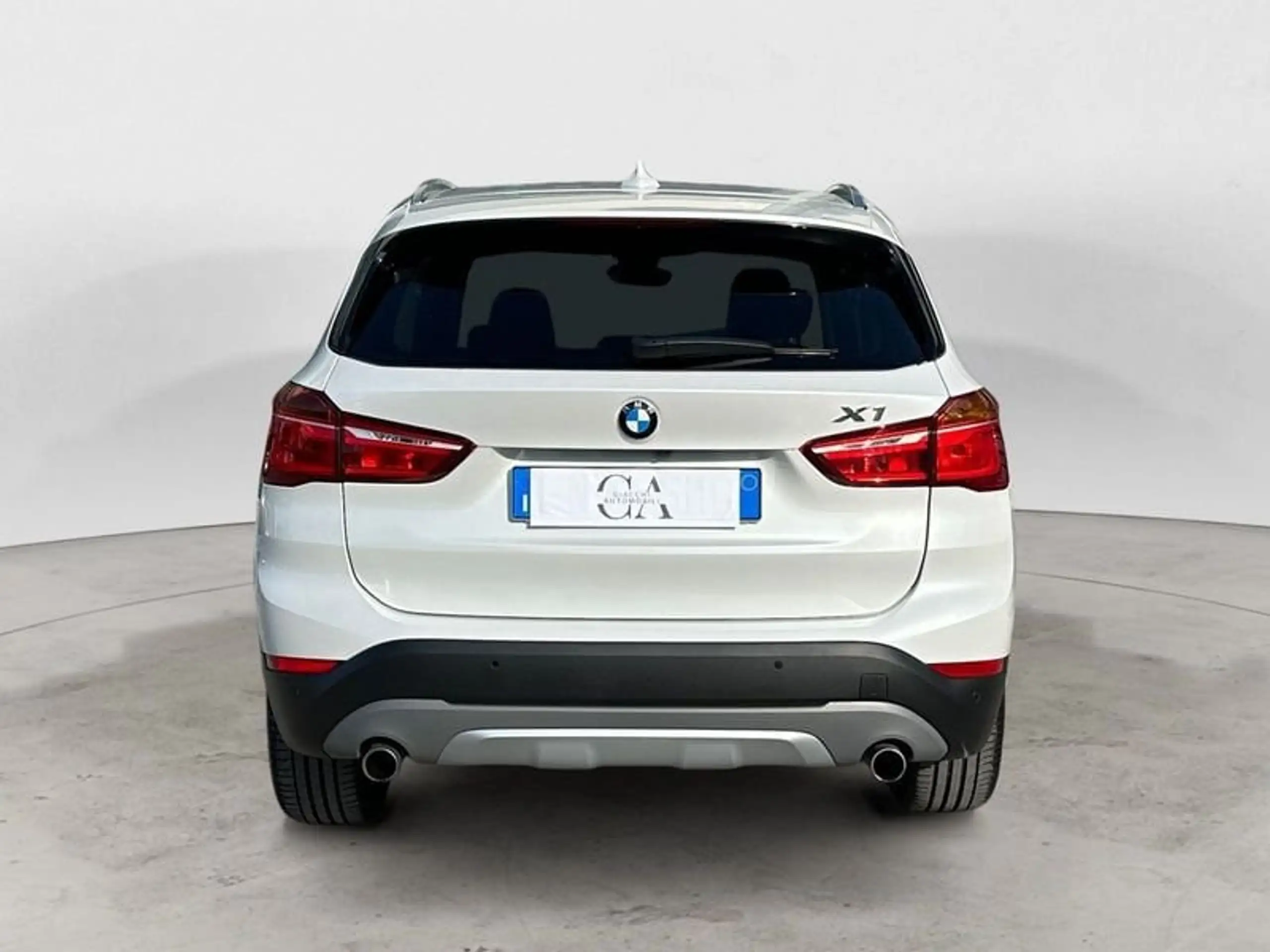 BMW - X1