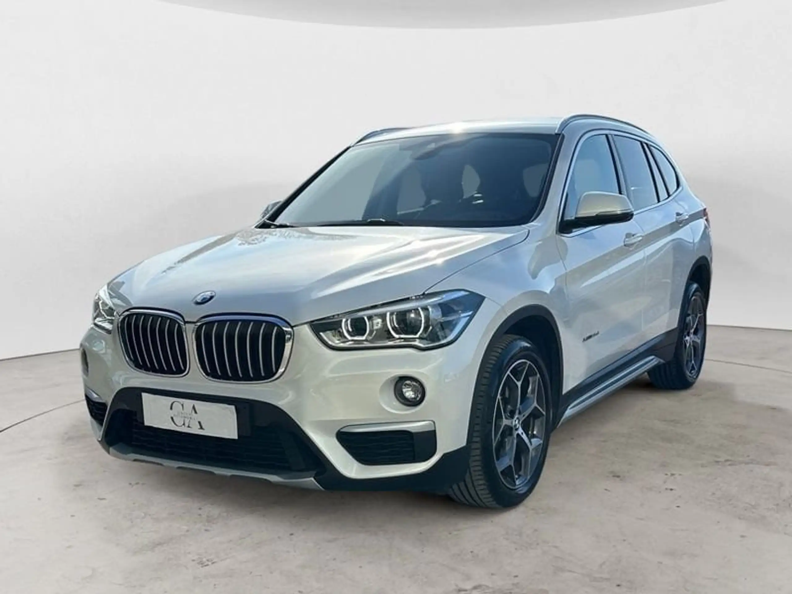 BMW - X1