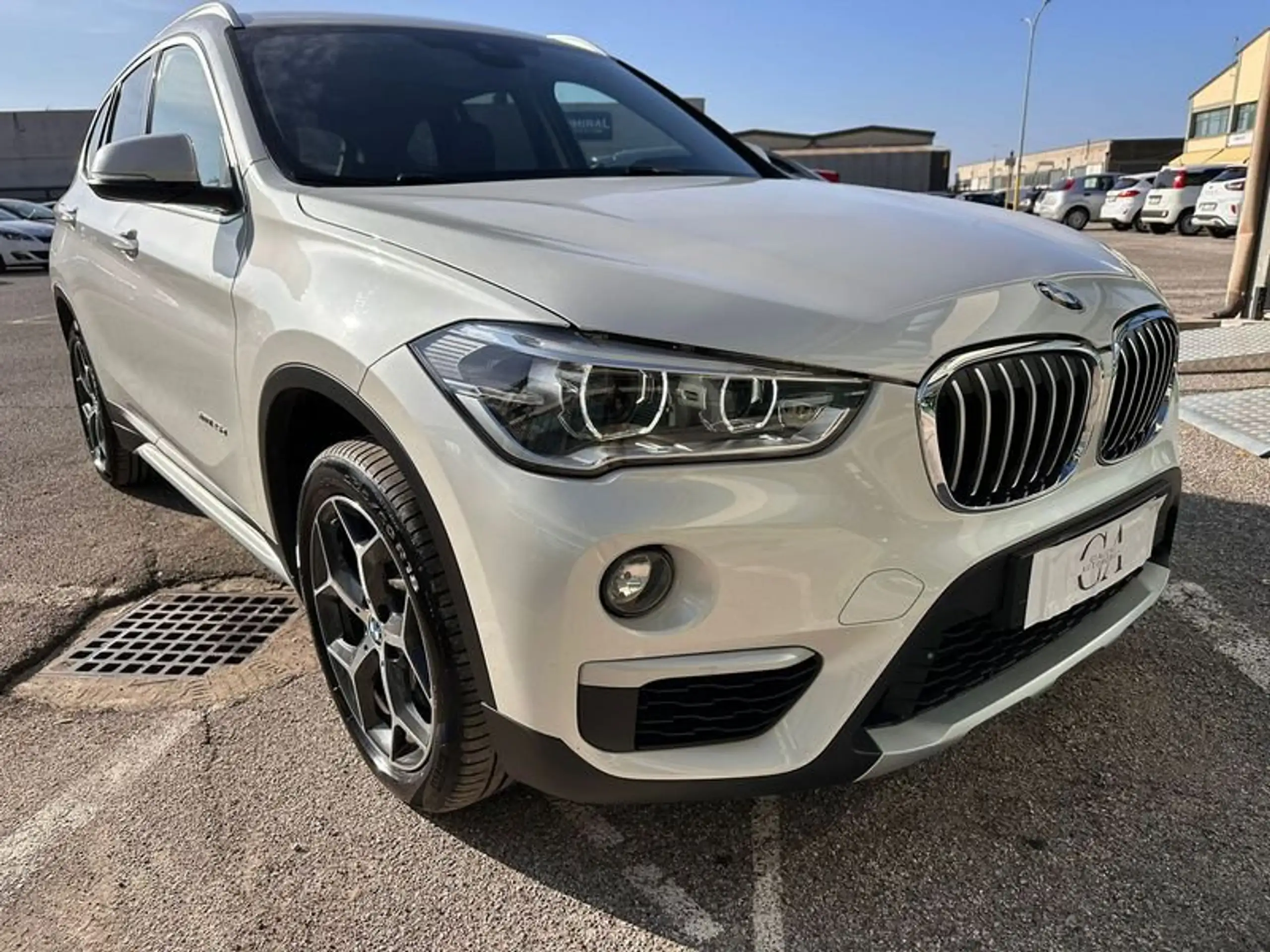 BMW - X1