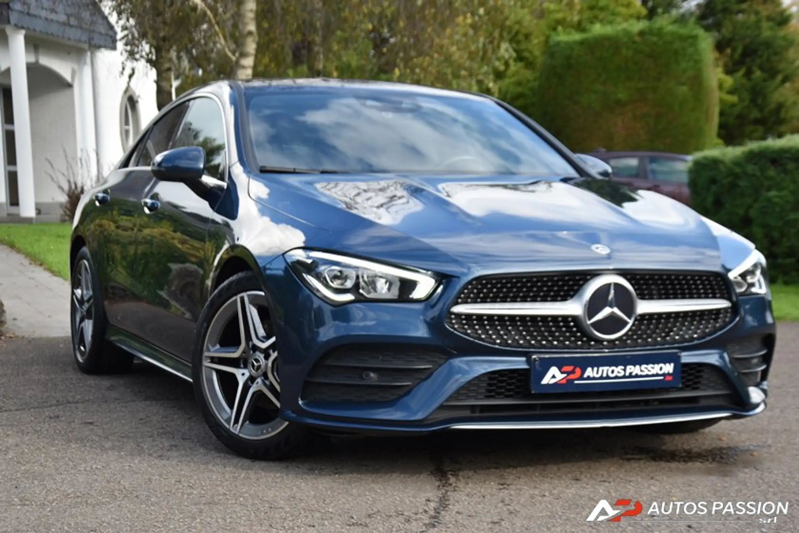 Mercedes-Benz - CLA 180