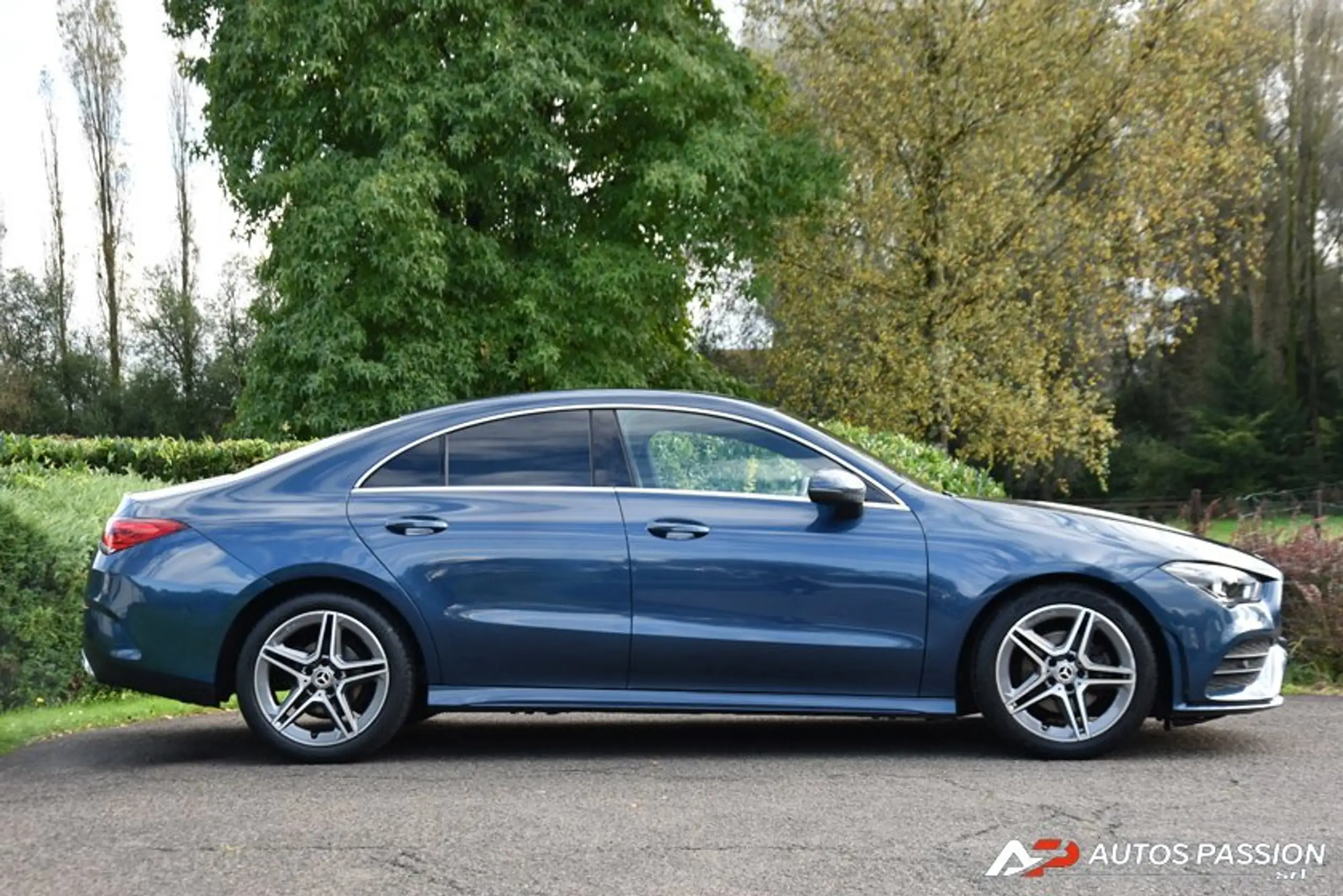 Mercedes-Benz - CLA 180