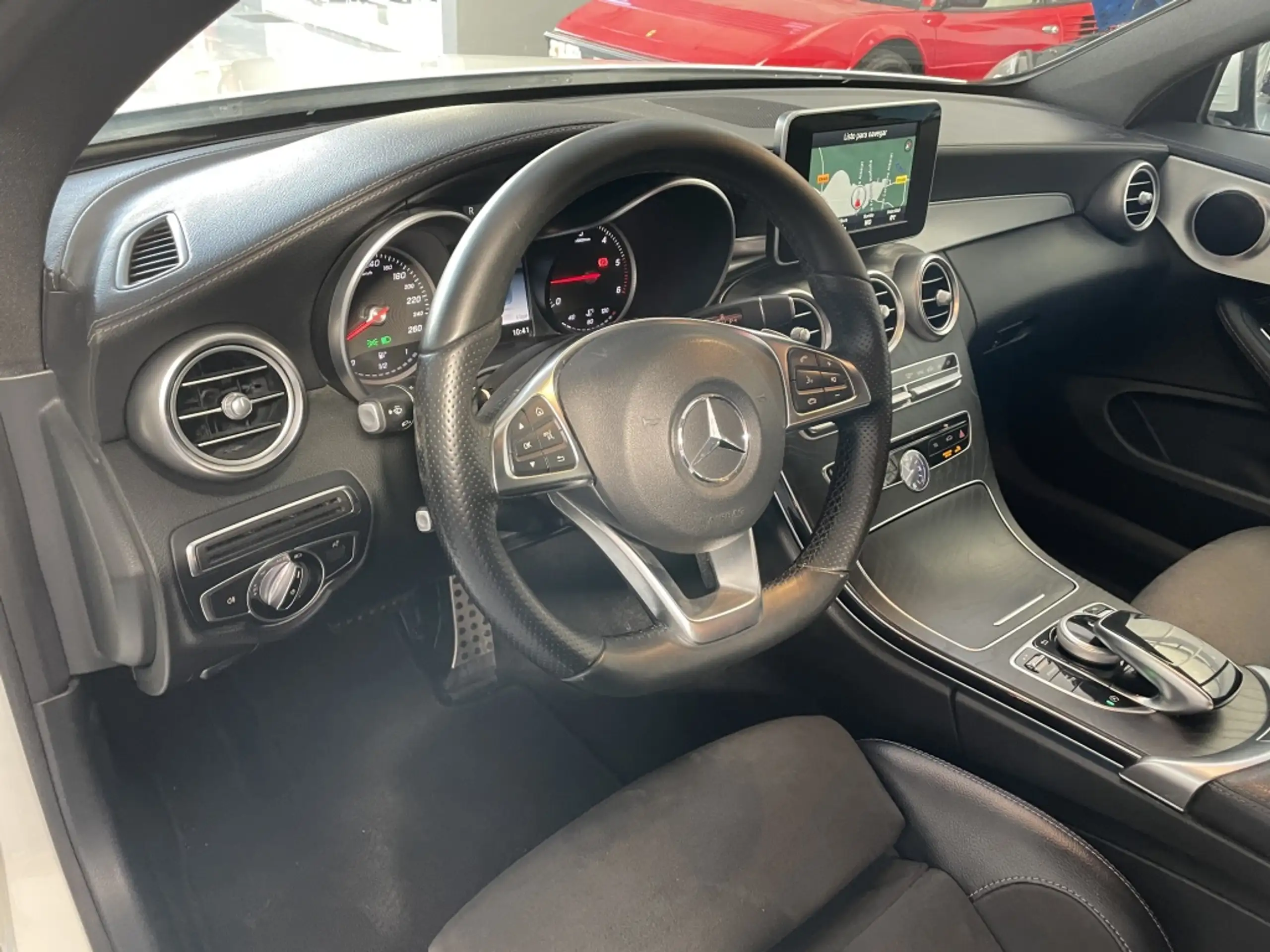 Mercedes-Benz - C 220