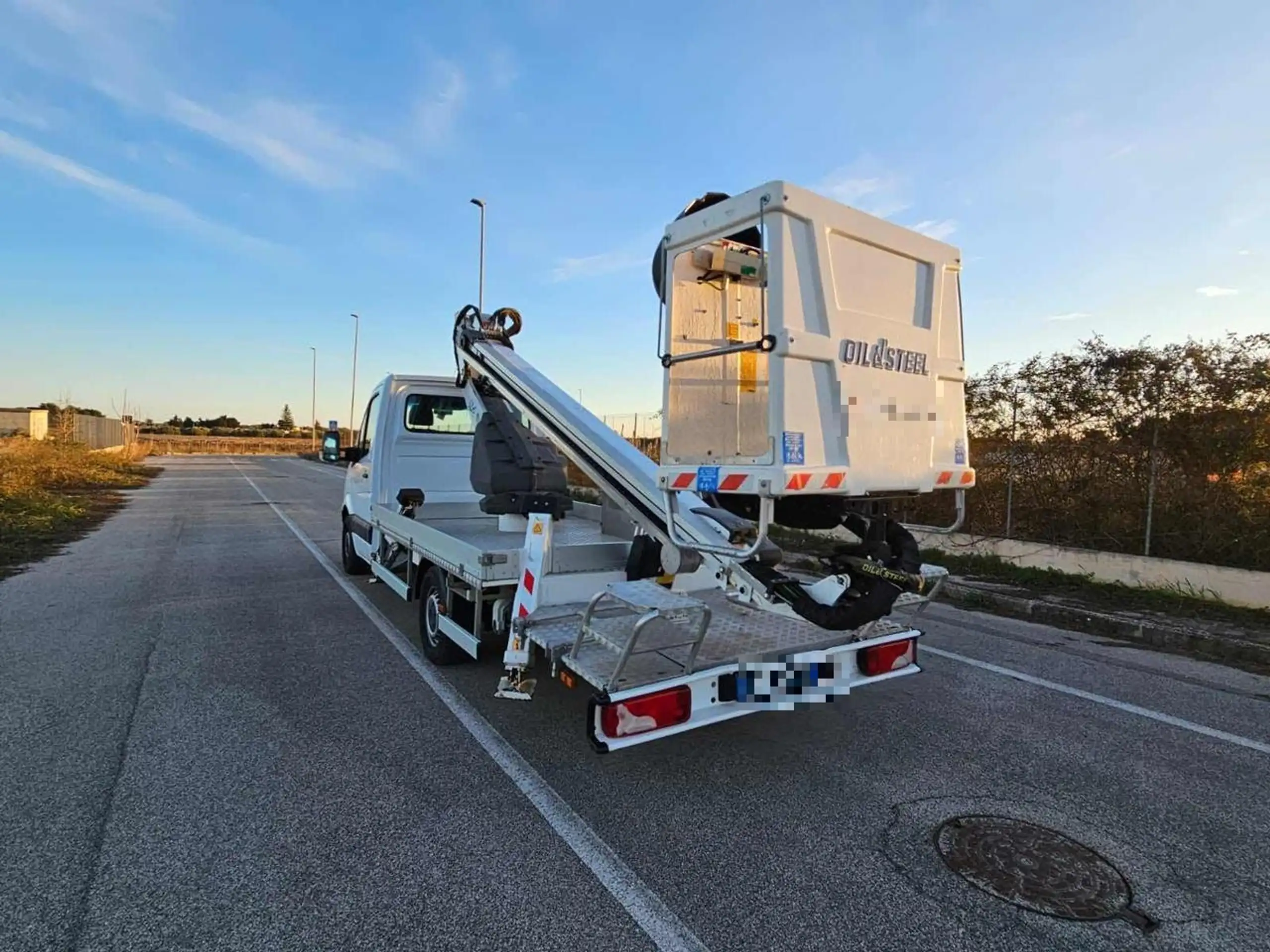 Mercedes-Benz - Sprinter