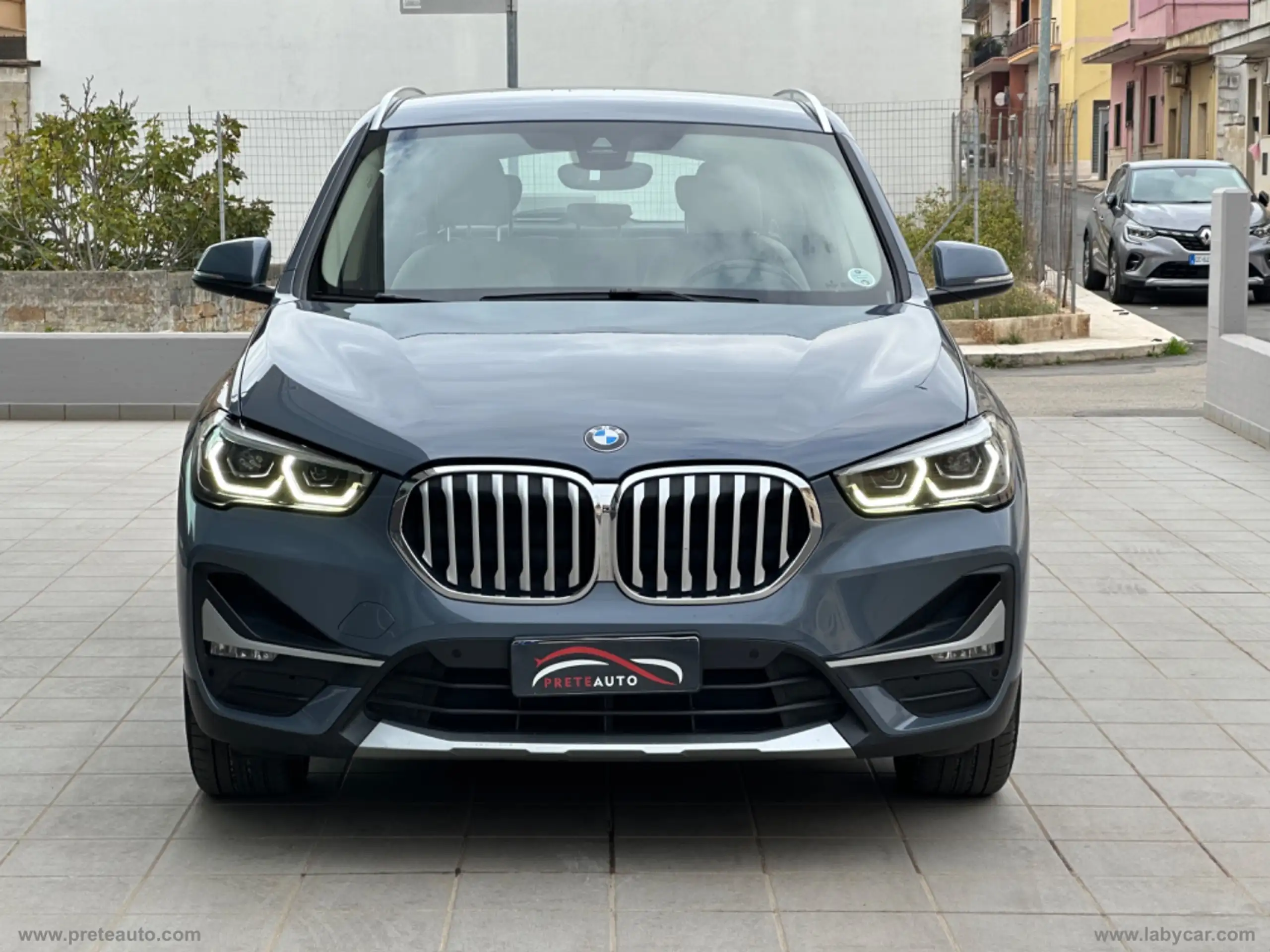 BMW - X1