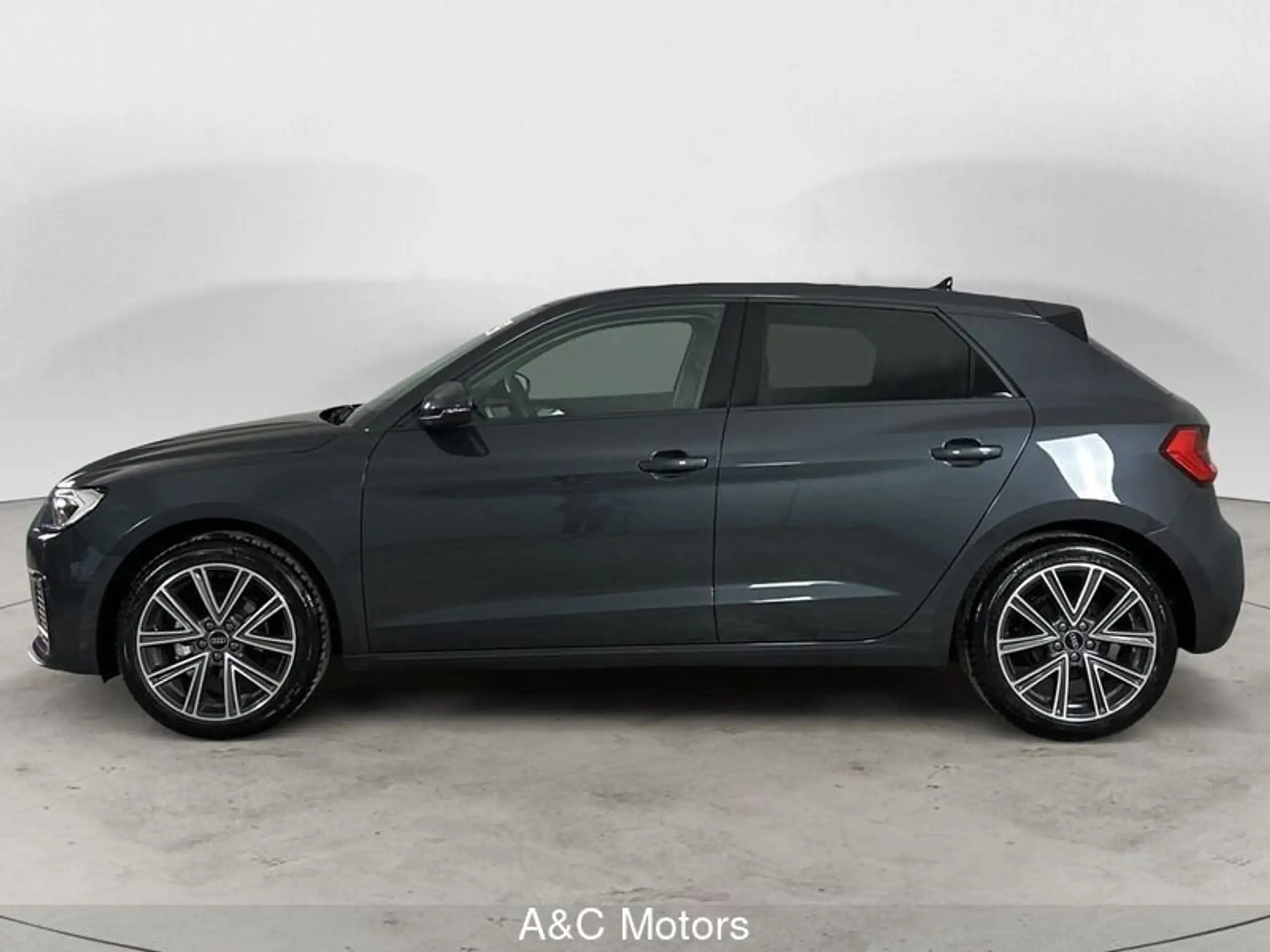 Audi - A1