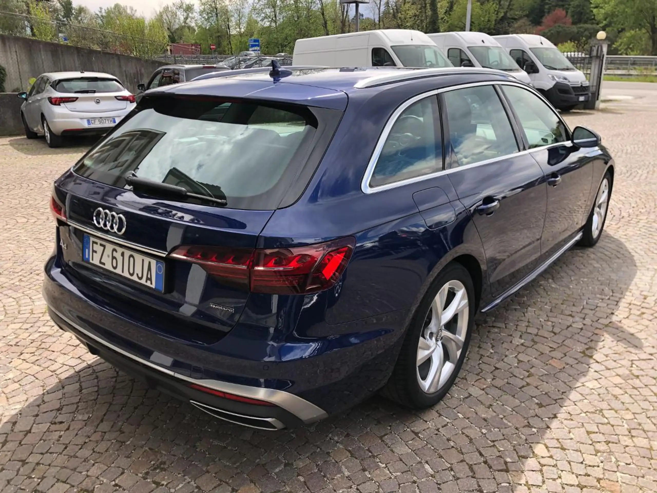 Audi - A4