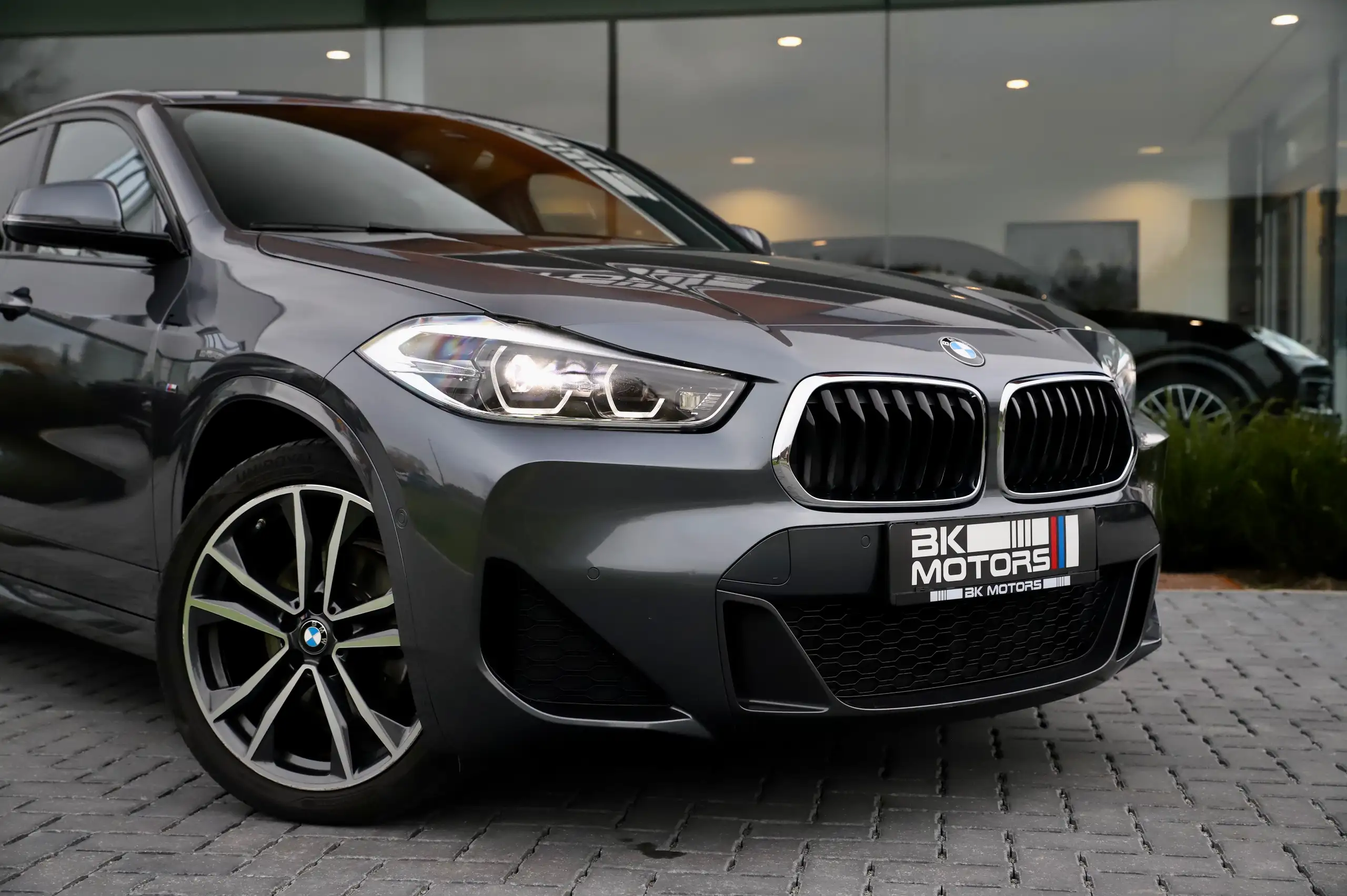 BMW - X2