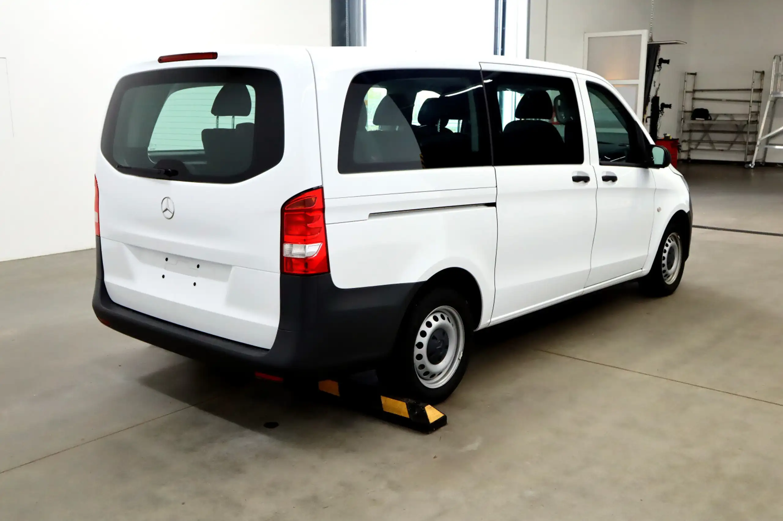 Mercedes-Benz - Vito