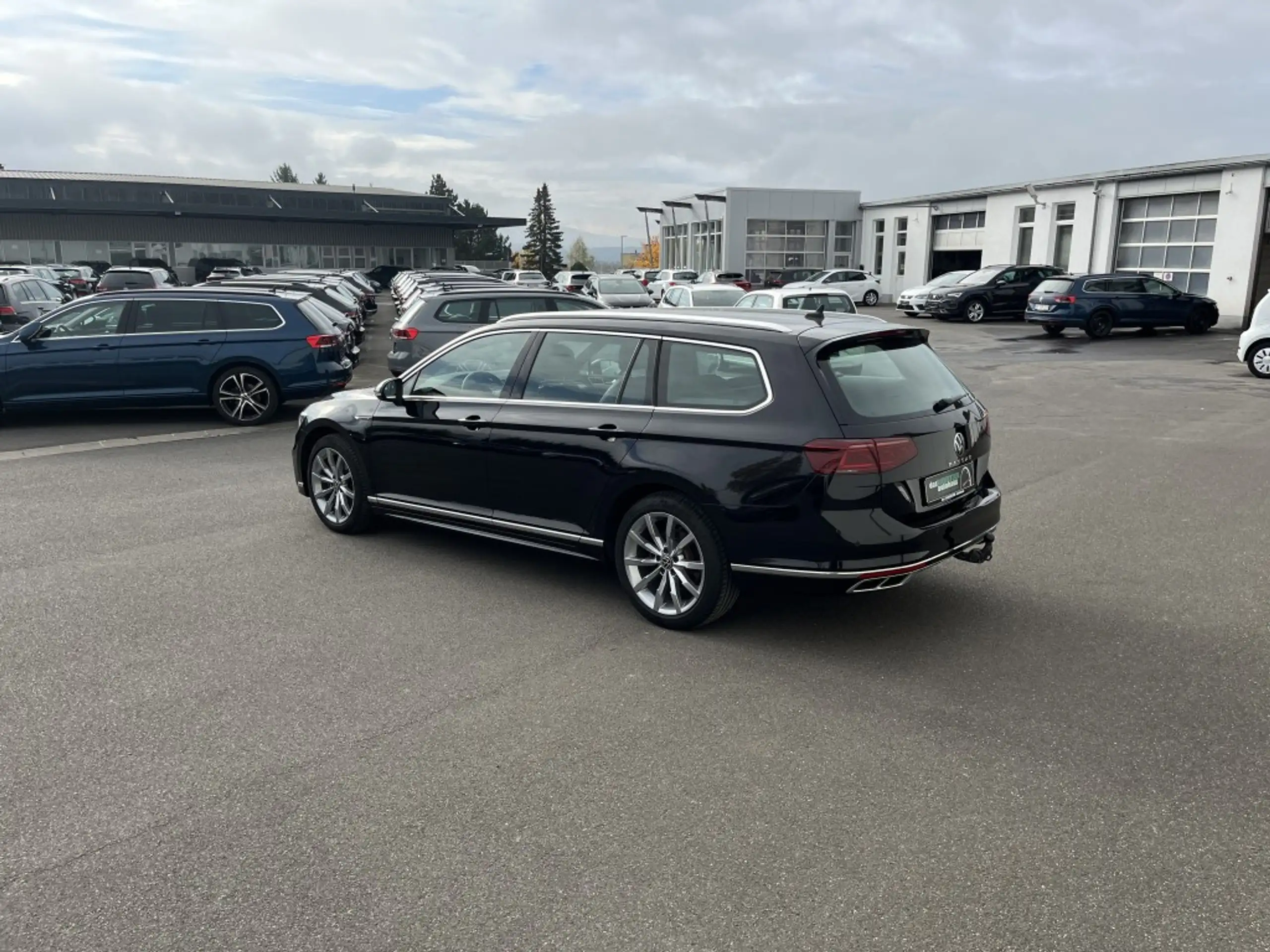 Volkswagen - Passat Variant