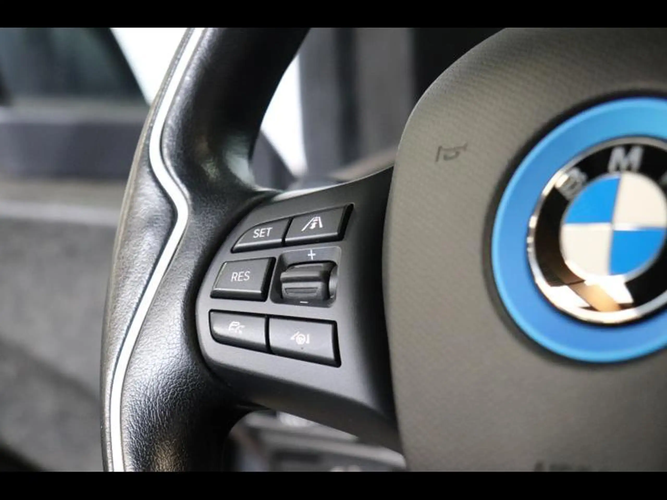 BMW - i3