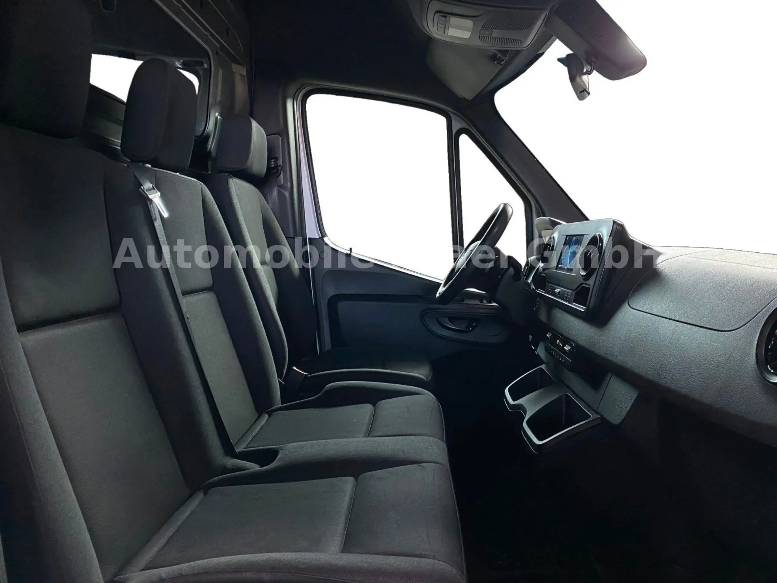 Mercedes-Benz - Sprinter