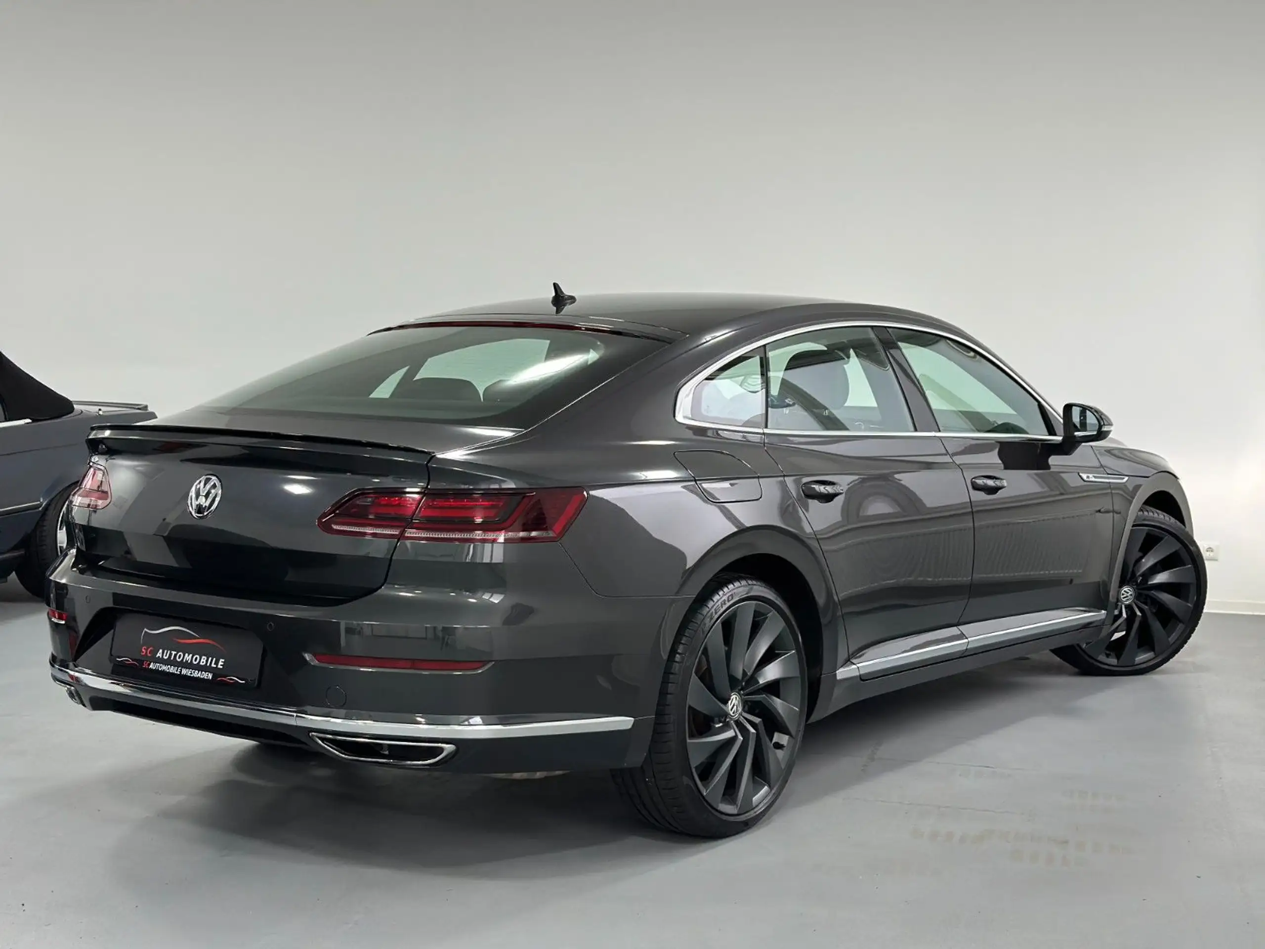 Volkswagen - Arteon