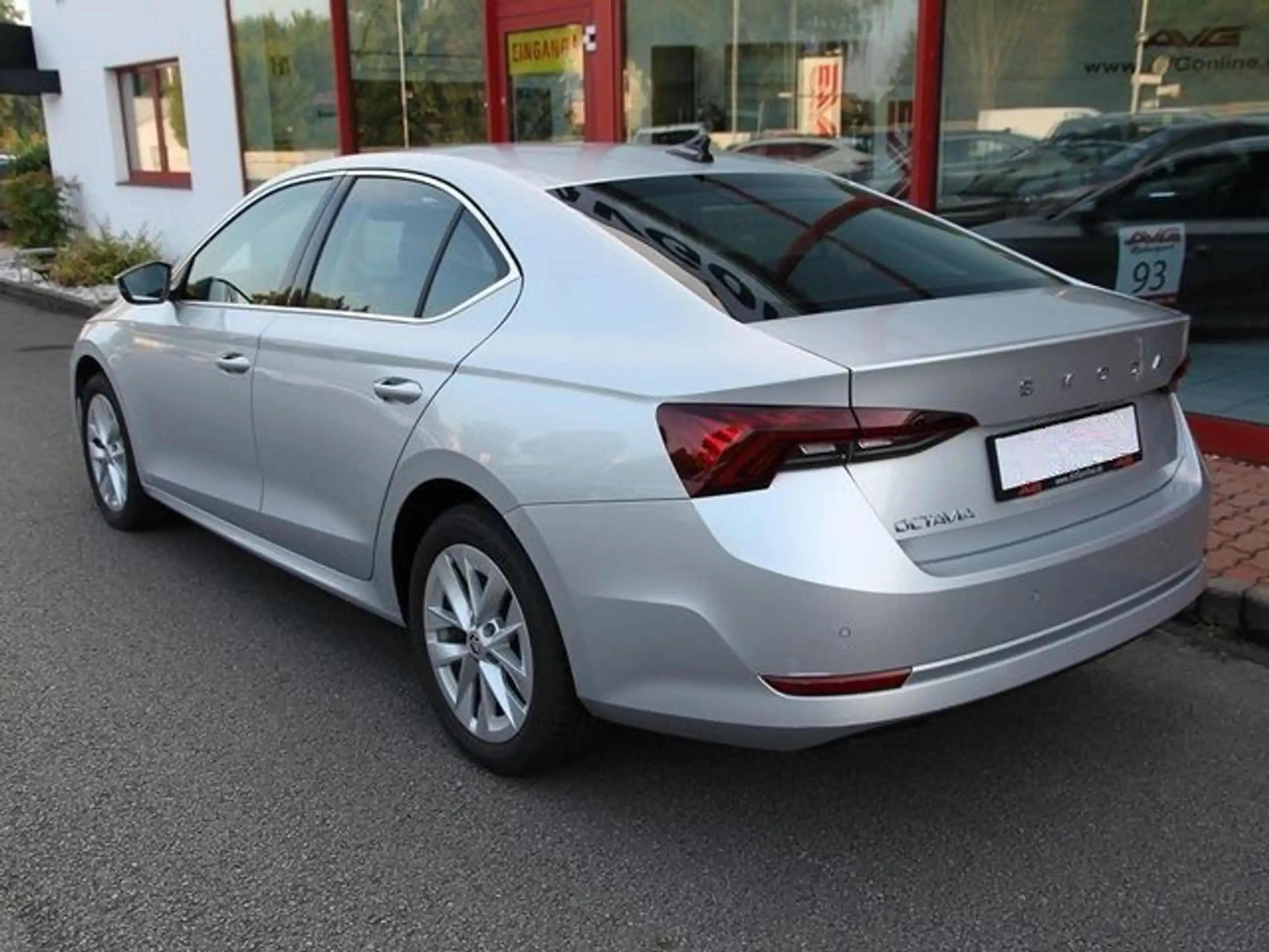 Skoda - Octavia